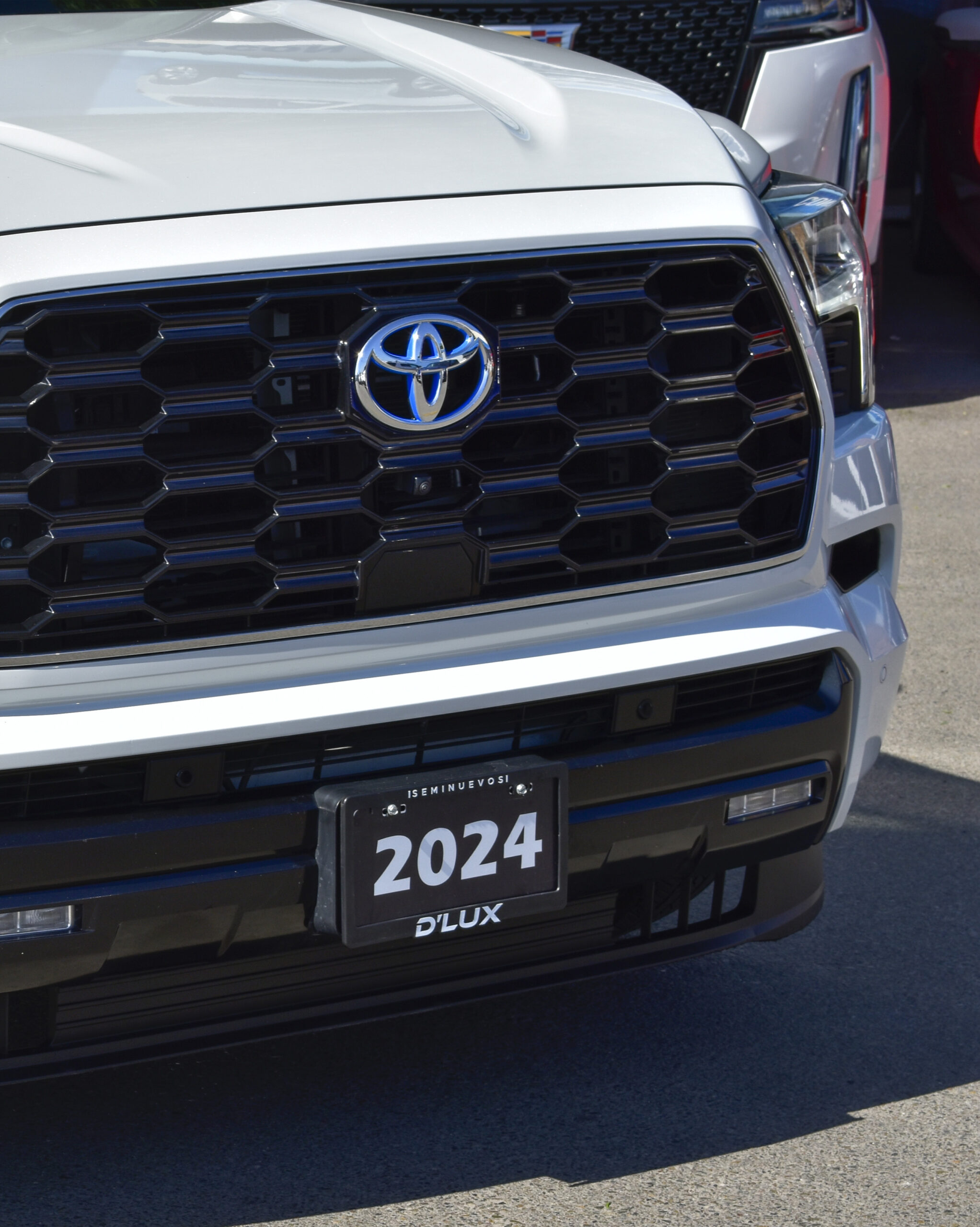 TOYOTA SEQUOIA PLATINUM 2024