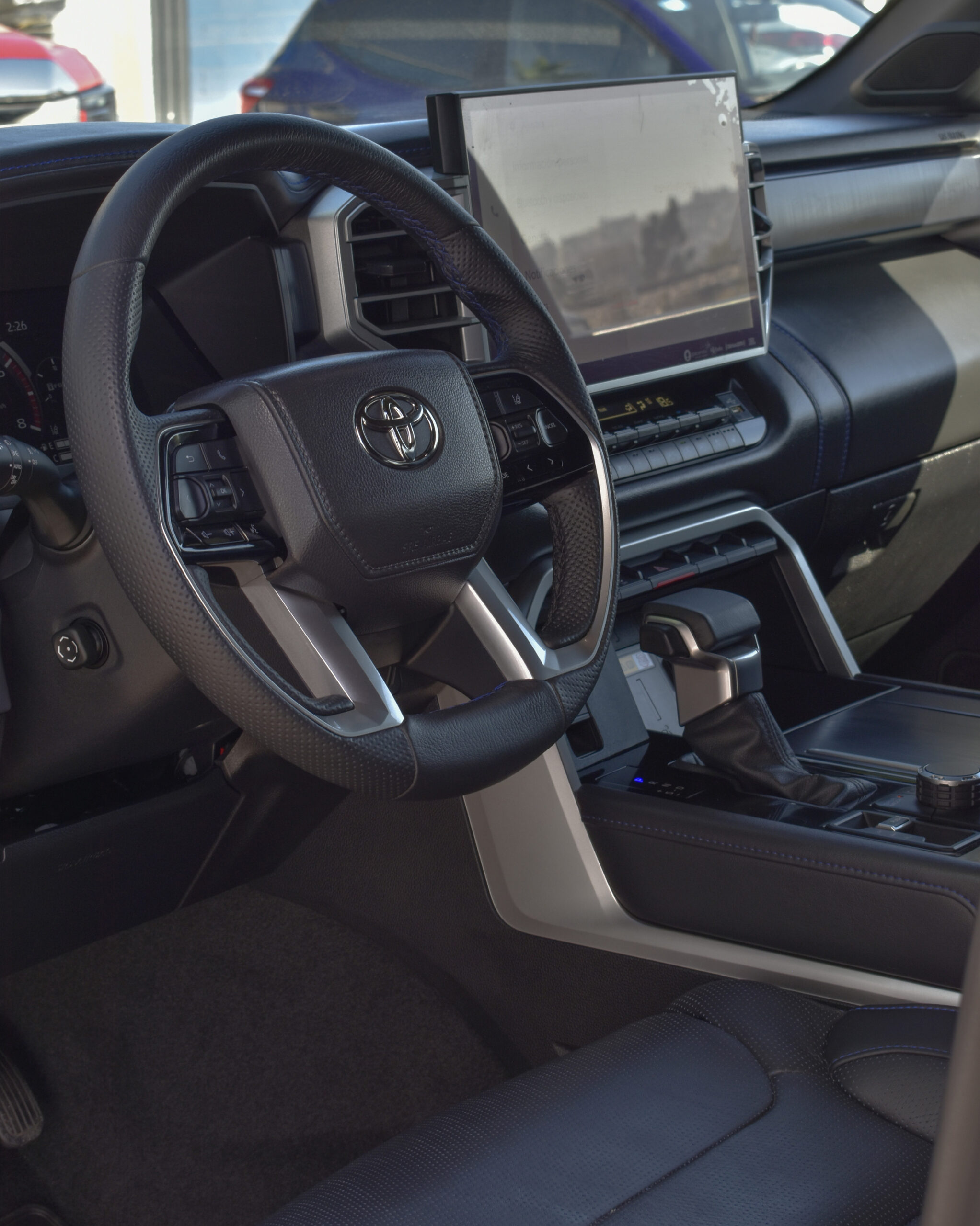 TOYOTA SEQUOIA PLATINUM 2024