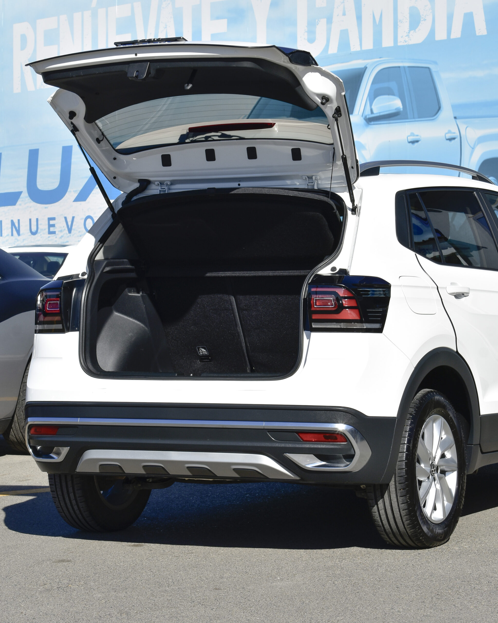 VOLKSWAGEN TAIGUN TRENDLINE 2025