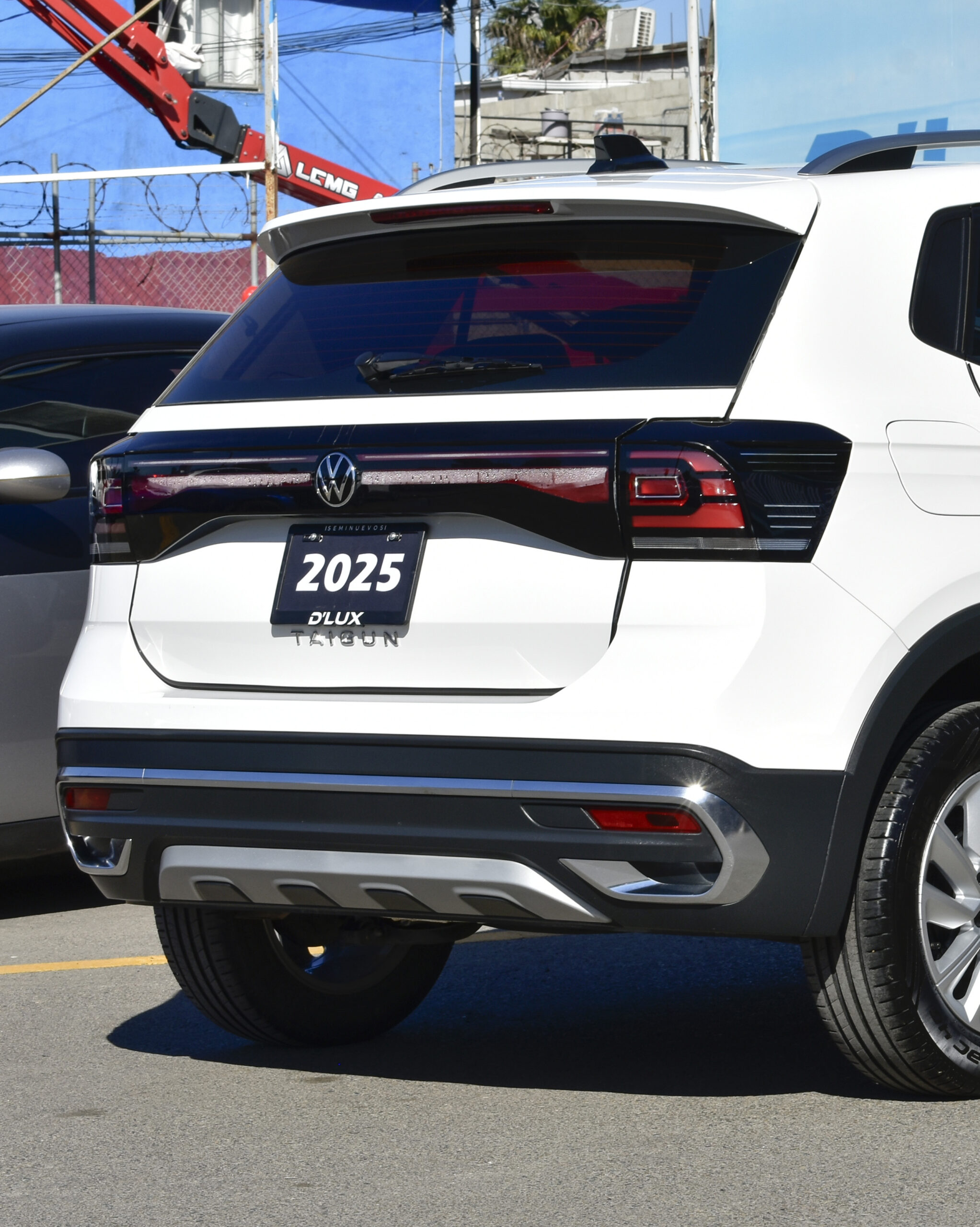 VOLKSWAGEN TAIGUN TRENDLINE 2025