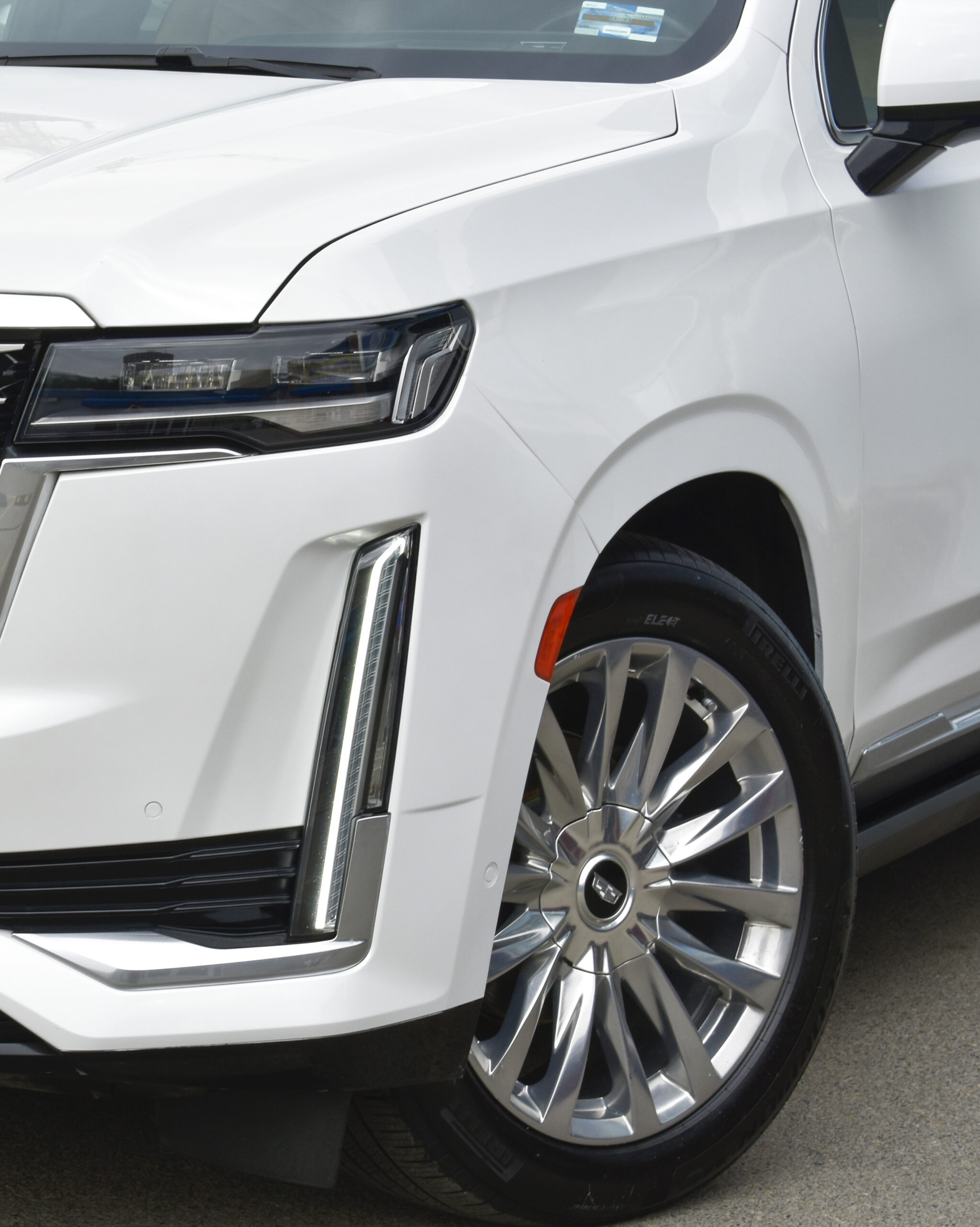 CADILLAC ESCALADE PAQ. C 2021