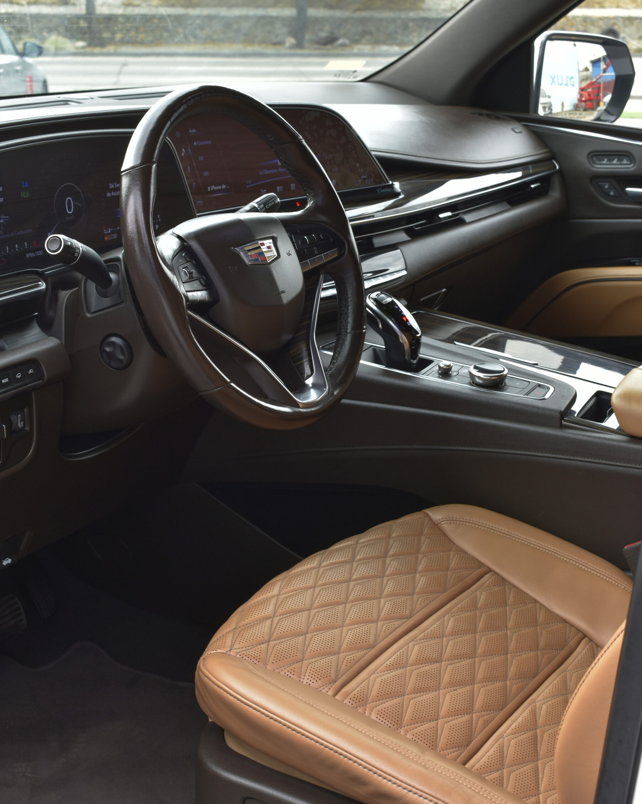 CADILLAC ESCALADE PAQ. C 2021