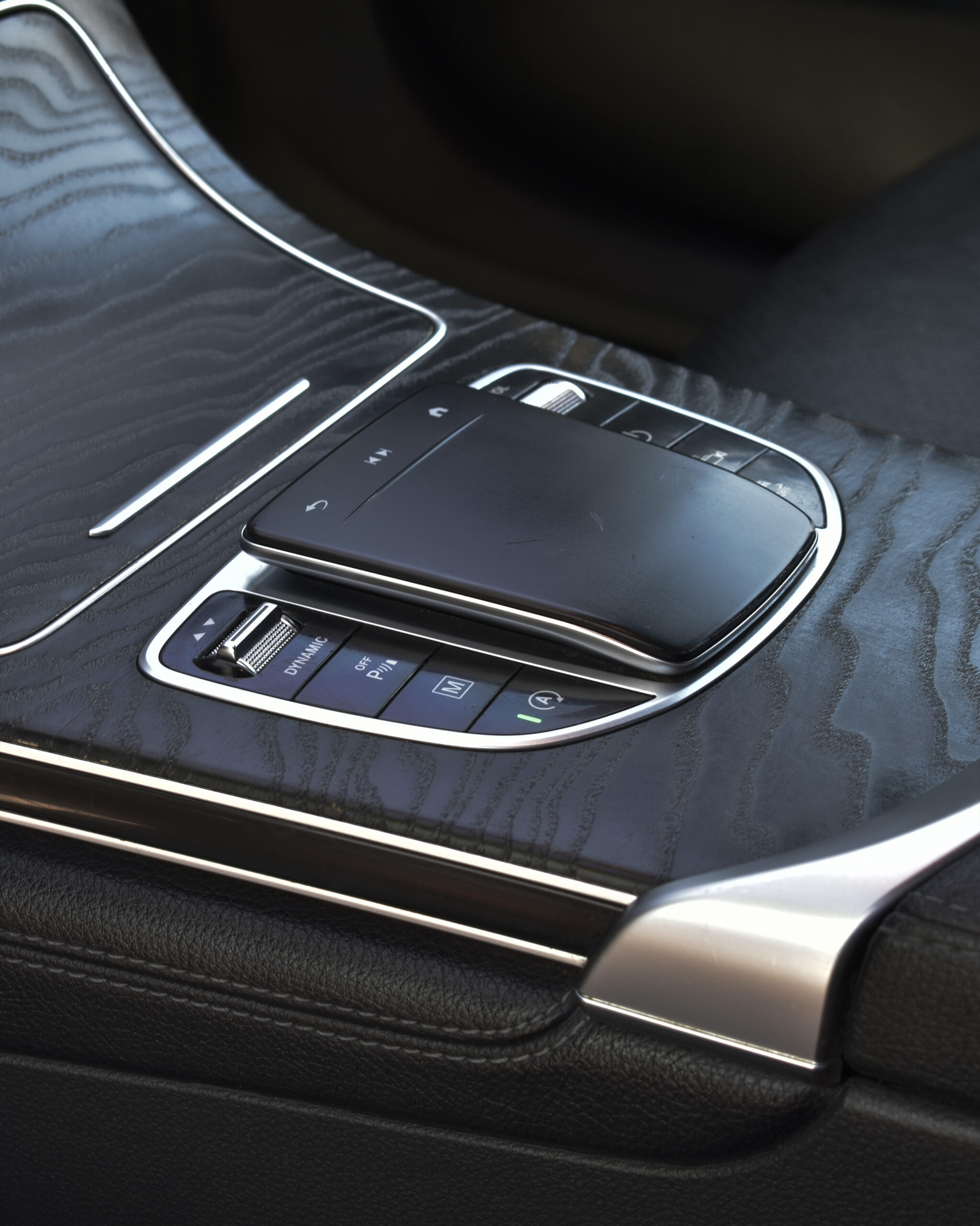 MERCEDES BENZ GLC300 COUPÉ 2020