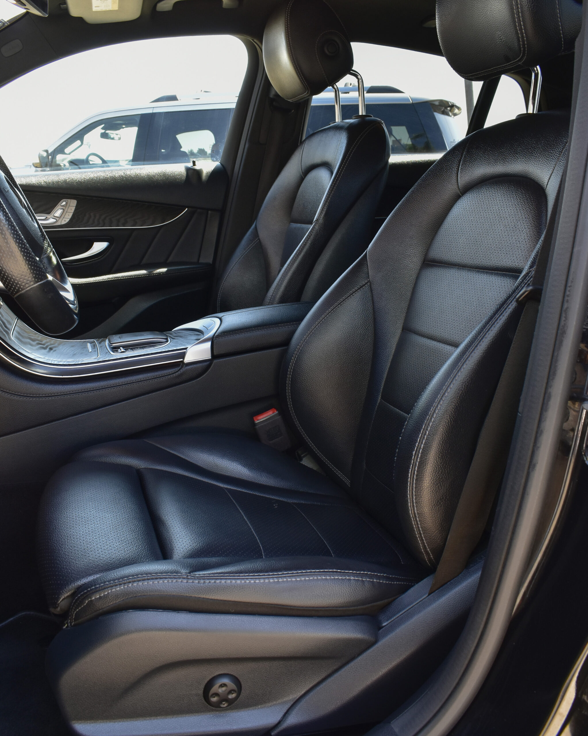 MERCEDES BENZ GLC300 COUPÉ 2020