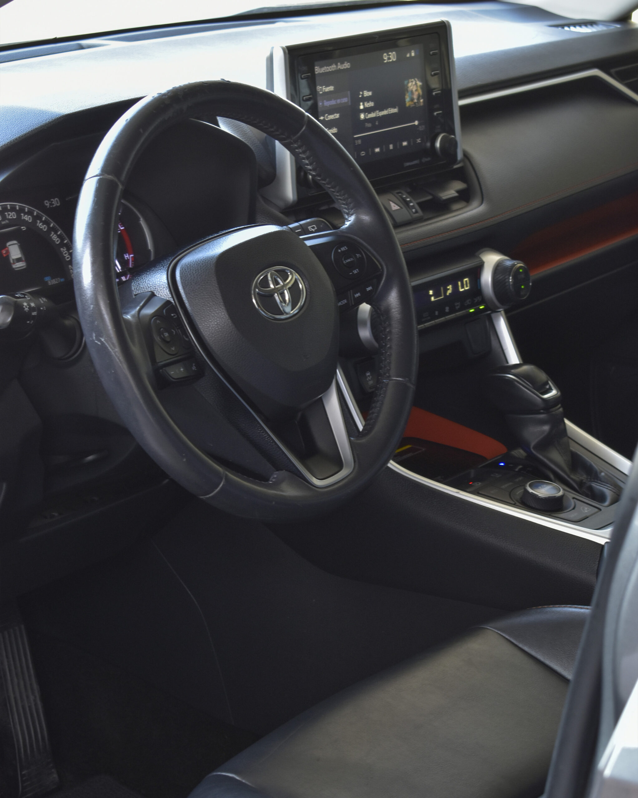 TOYOTA RAV4 ADVENTURE 2020