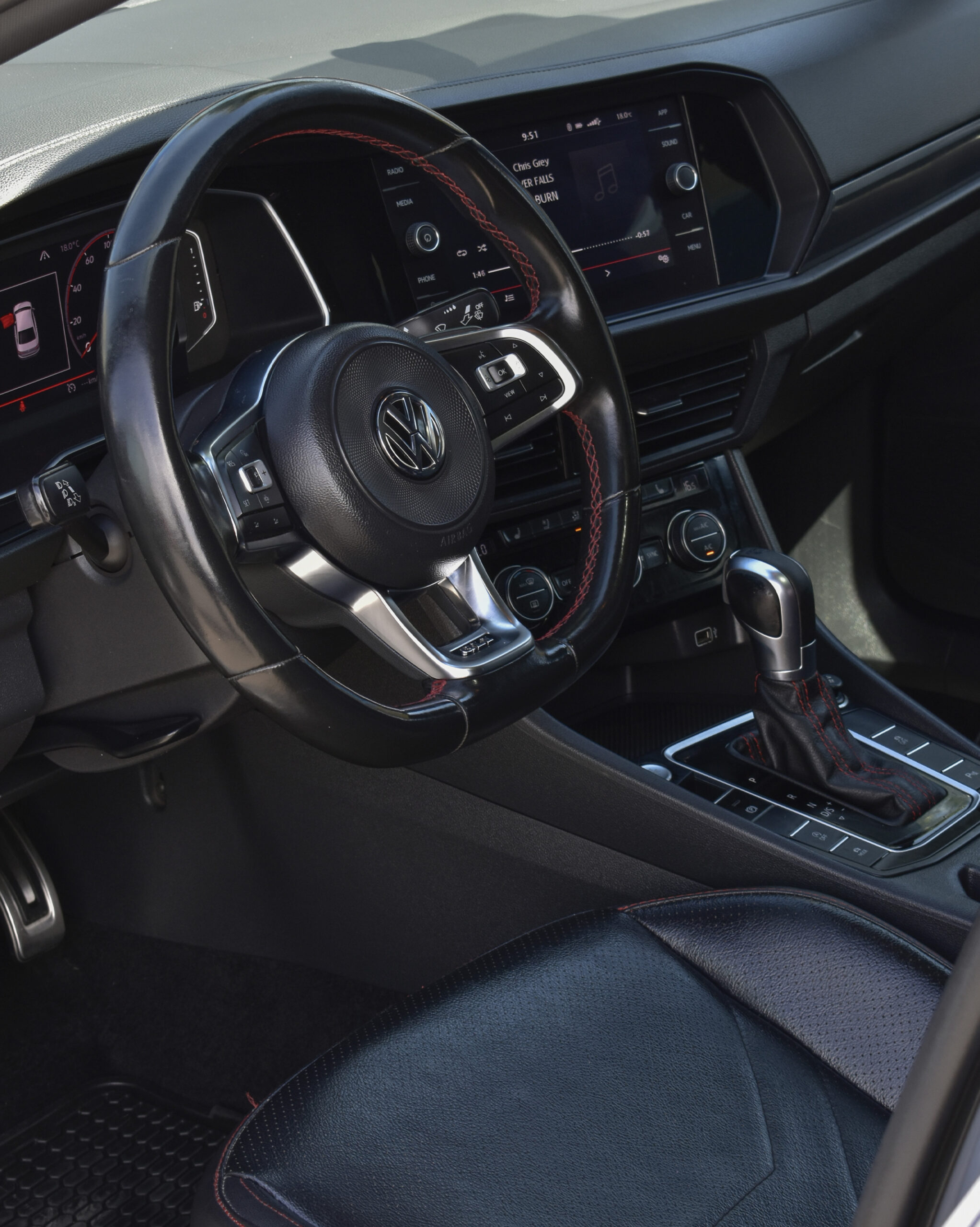 VOLKSWAGEN JETTA GLI 2019