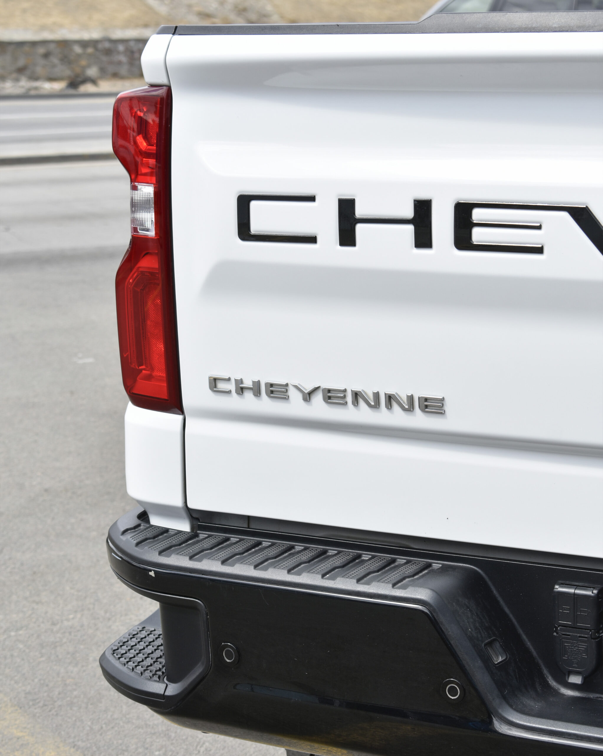 CHEVROLET CHEYENNE ZR2 2023
