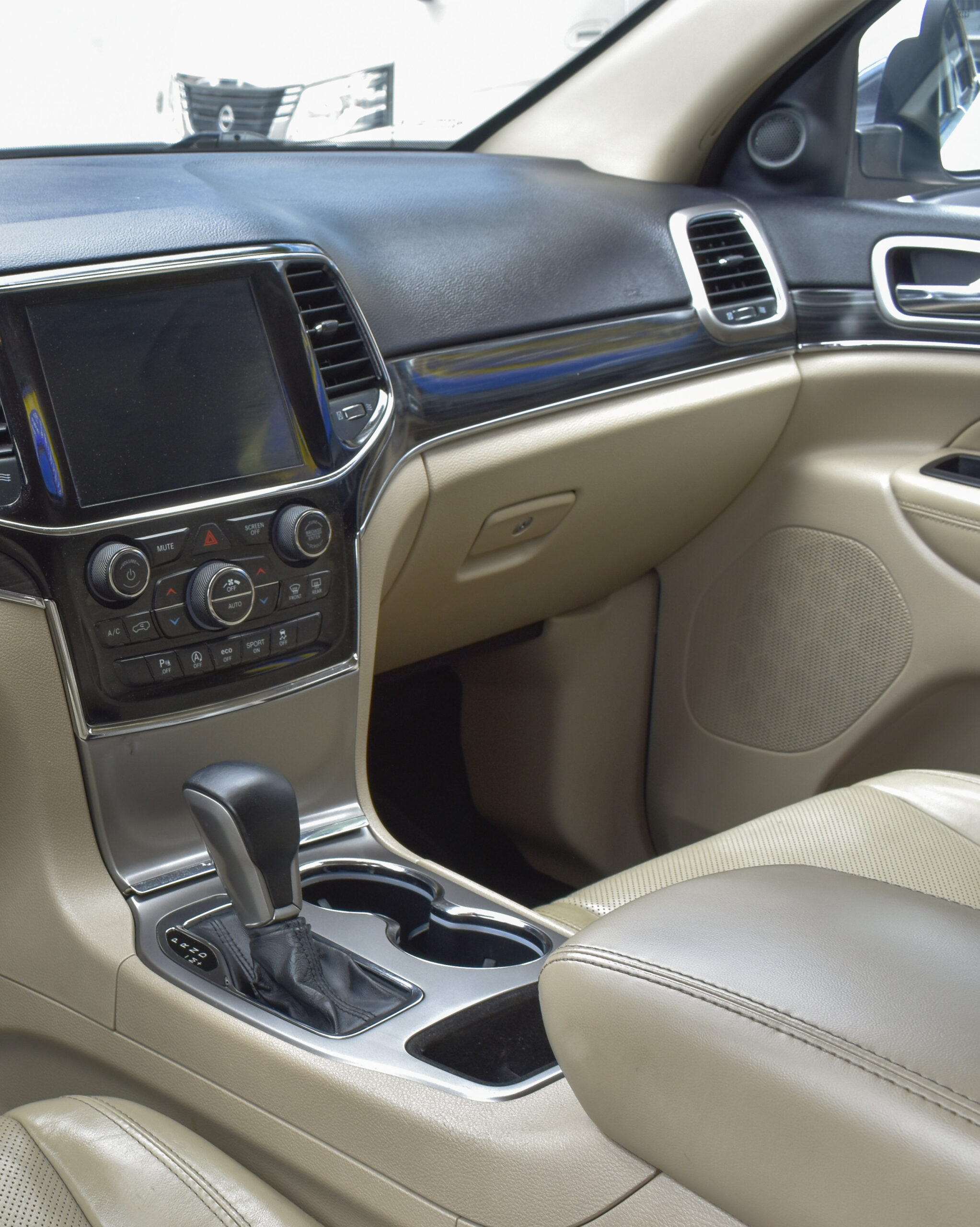 JEEP GRAND CHEROKEE LIMITED LUJO 2019