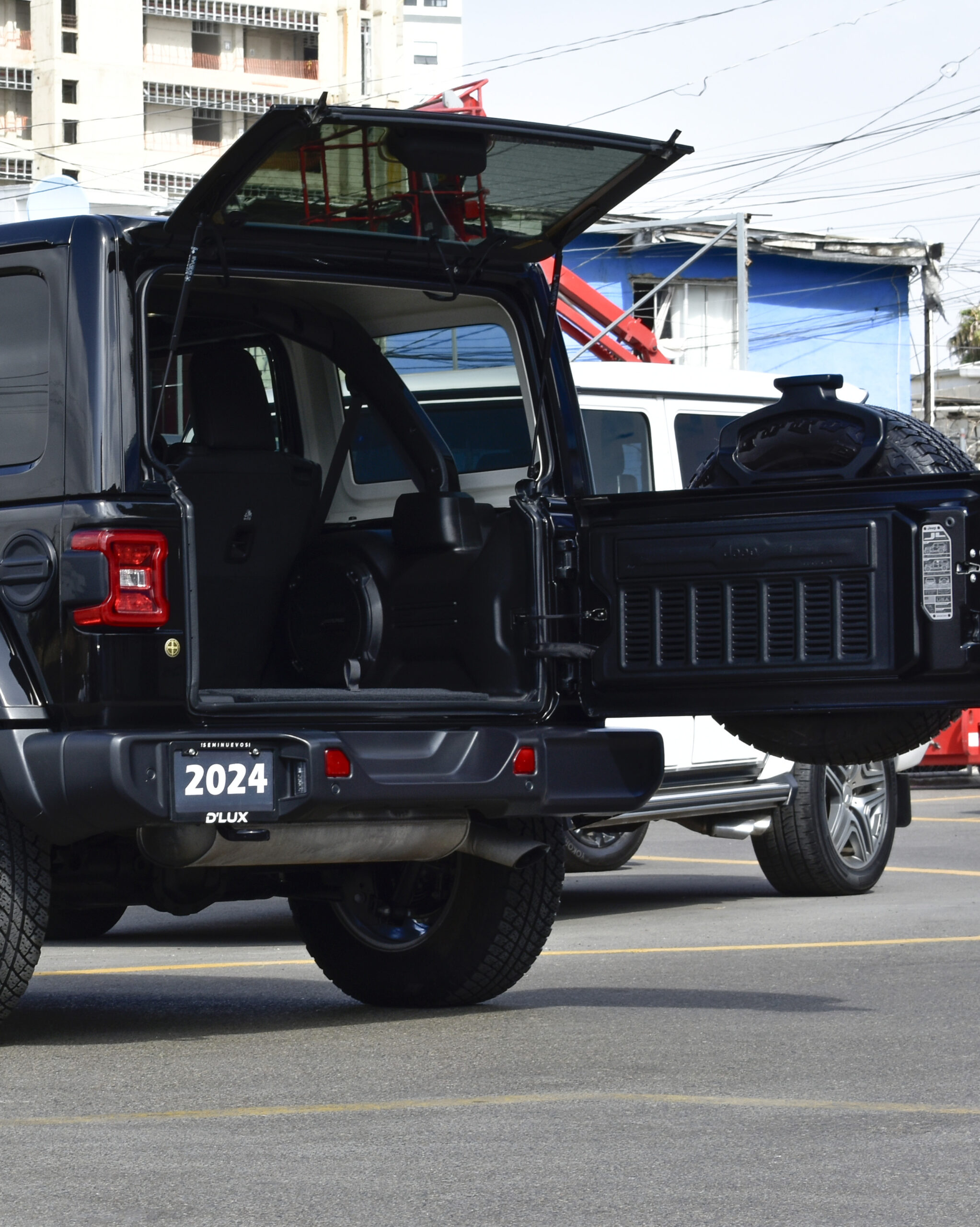 JEEP WRANGLER UNLTD SAHARA 2024