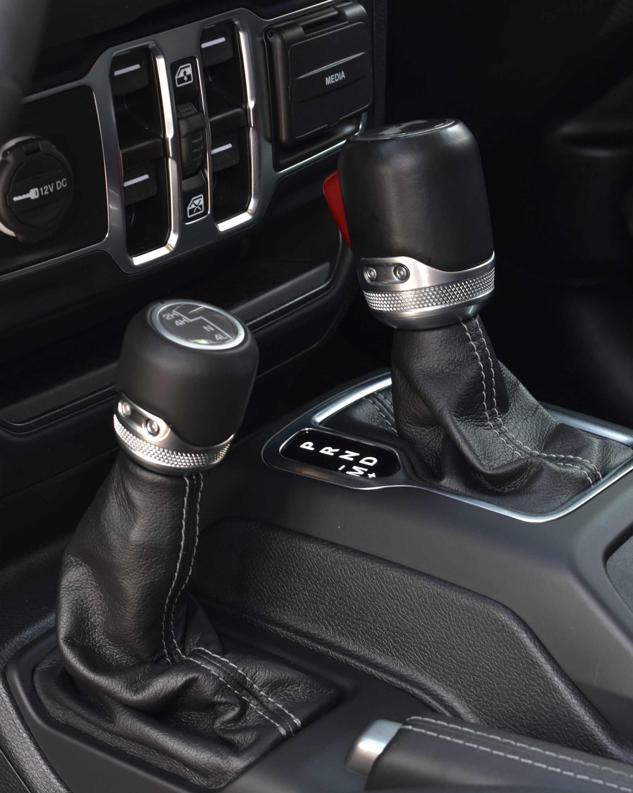 JEEP WRANGLER UNLTD SAHARA 2024