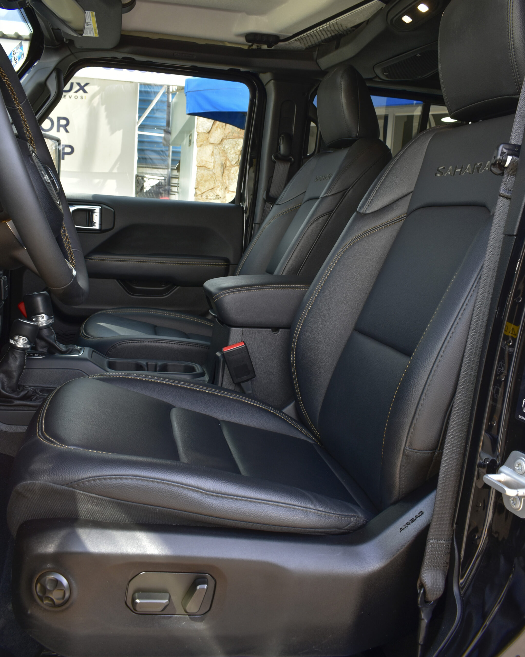 JEEP WRANGLER UNLTD SAHARA 2024