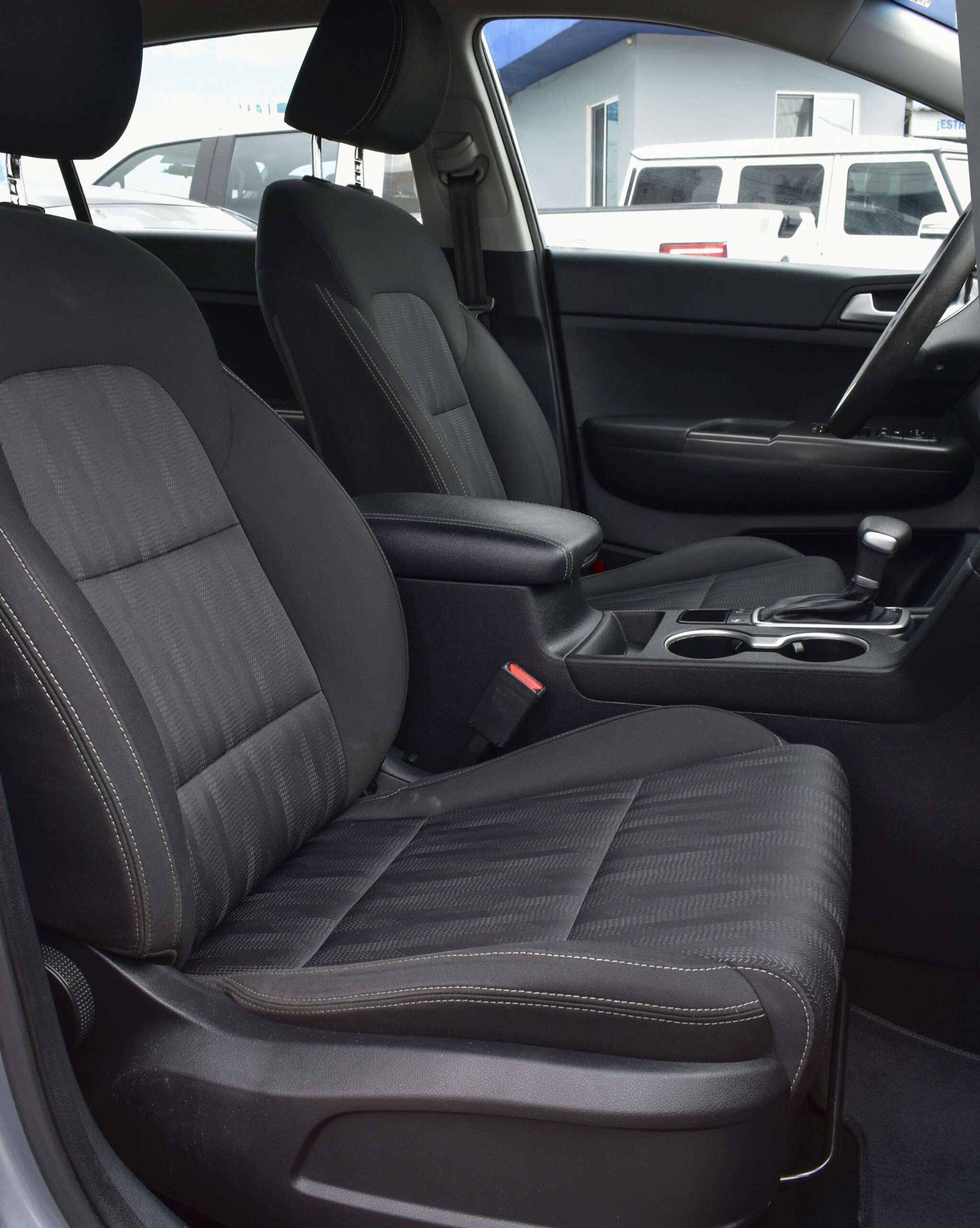 KIA SPORTAGE LX 2019