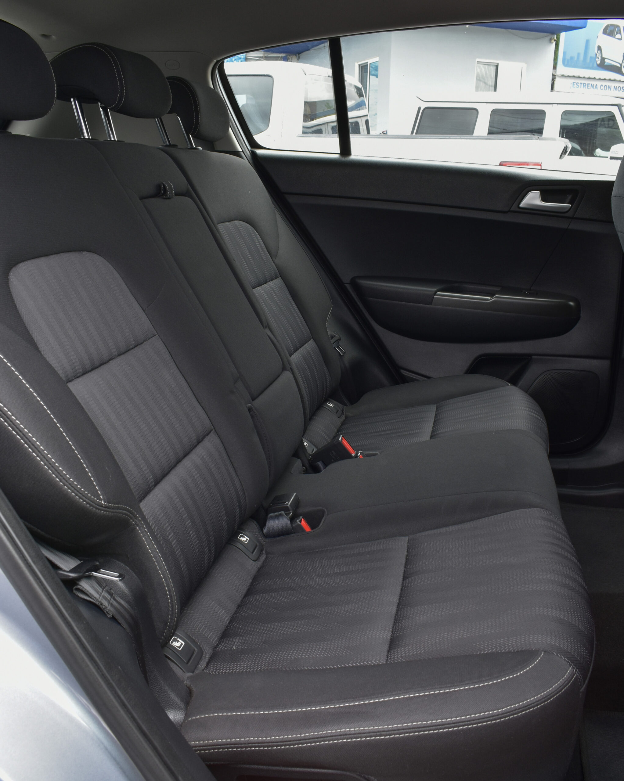 KIA SPORTAGE LX 2019