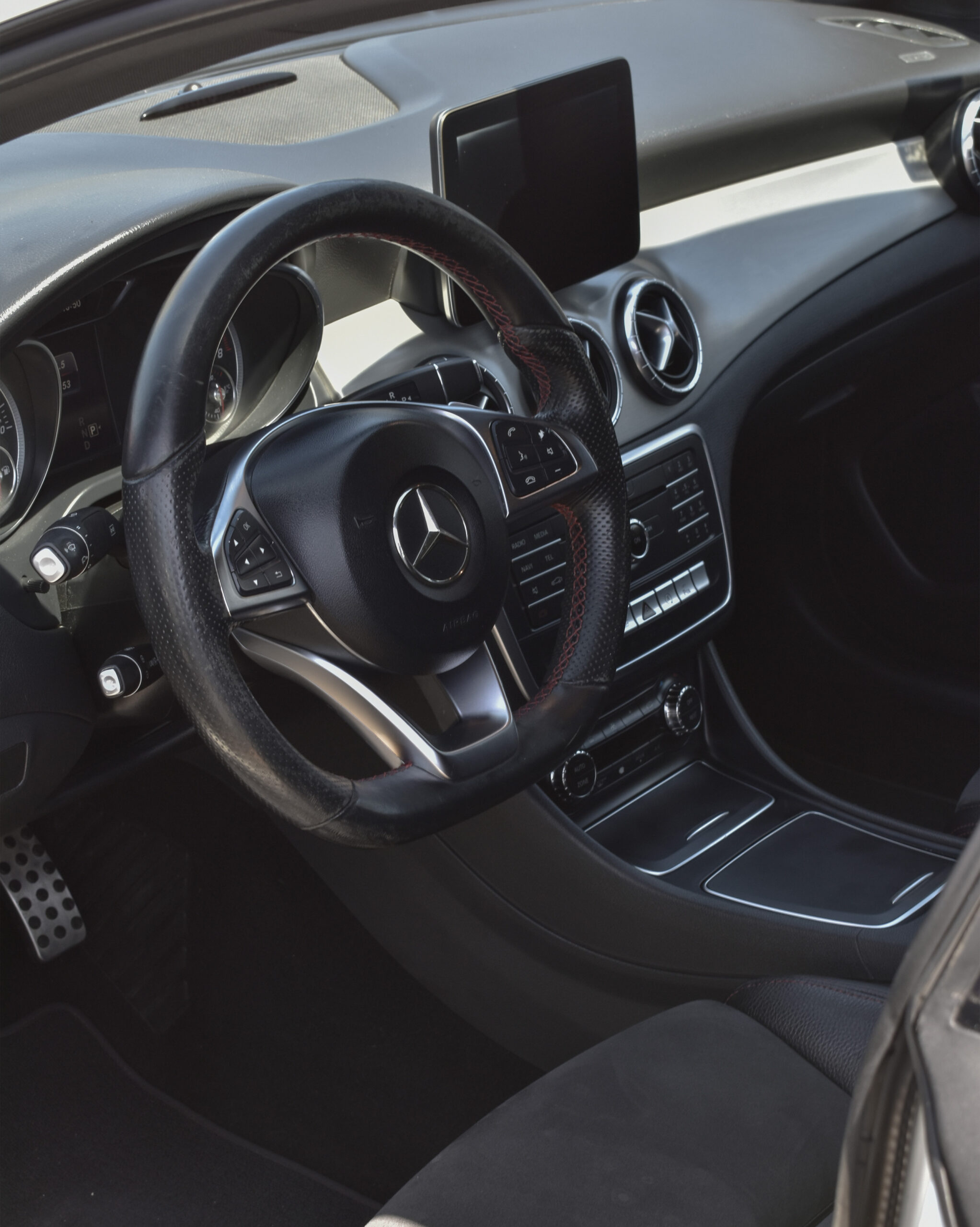 MERCEDES BENZ CLA250 SPORT 2017