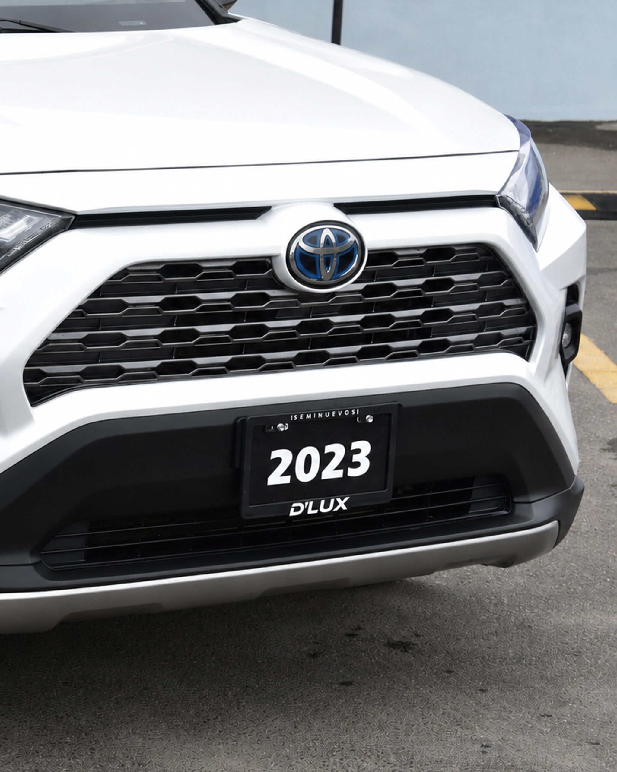 TOYOTA RAV4 LIMITED HV 2023