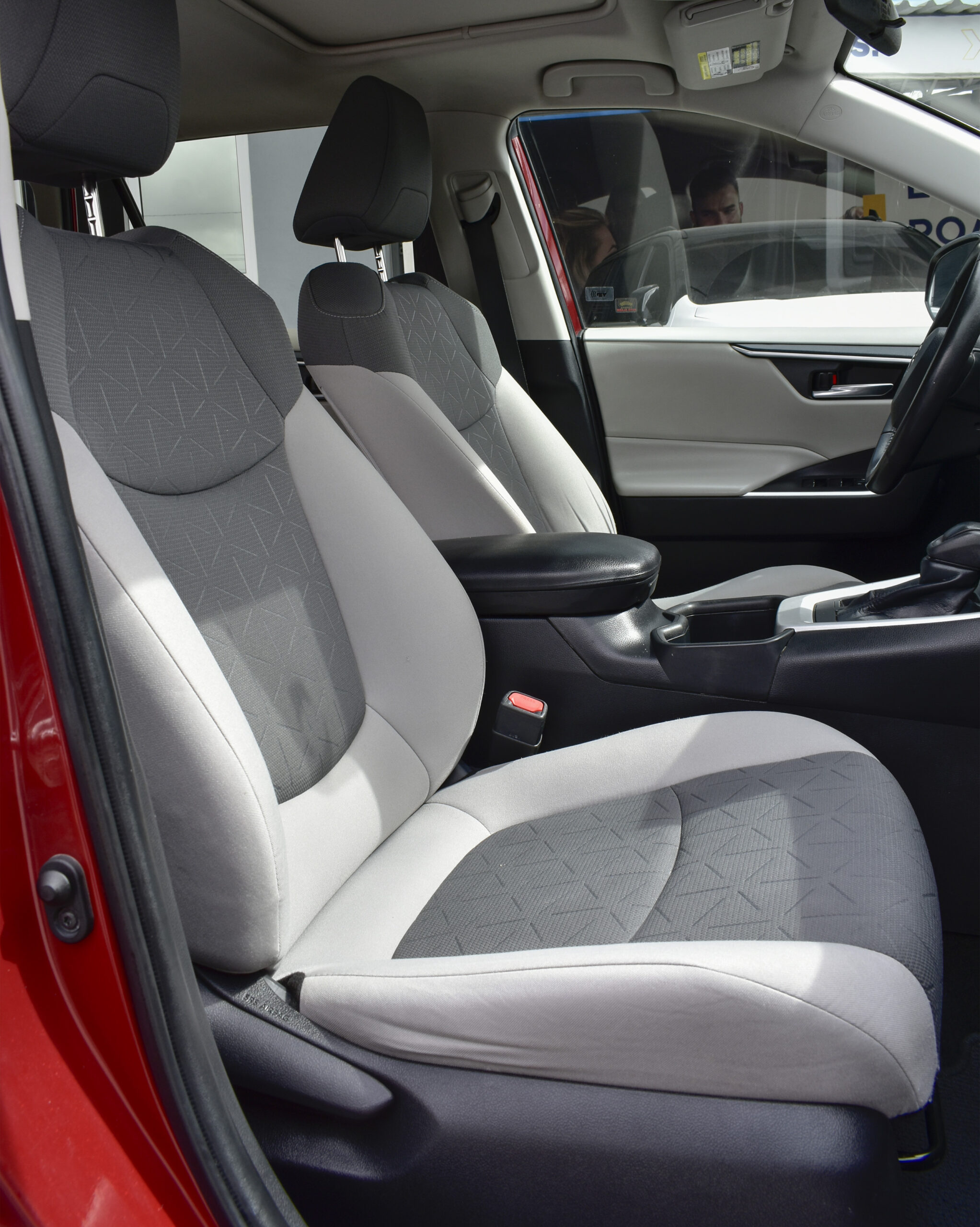 TOYOTA RAV4 XLE 2022