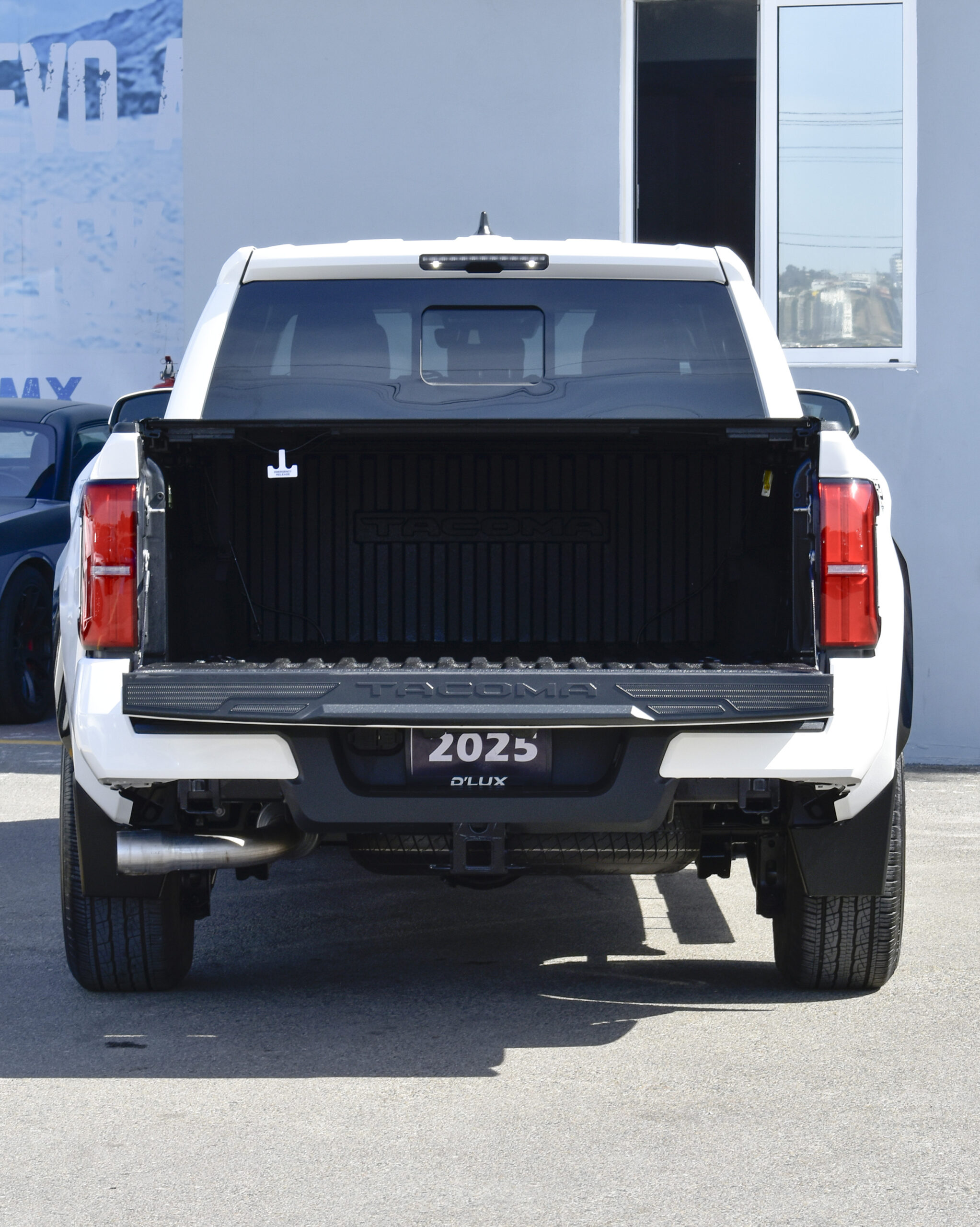 TOYOTA TACOMA TRD 4X4 2025
