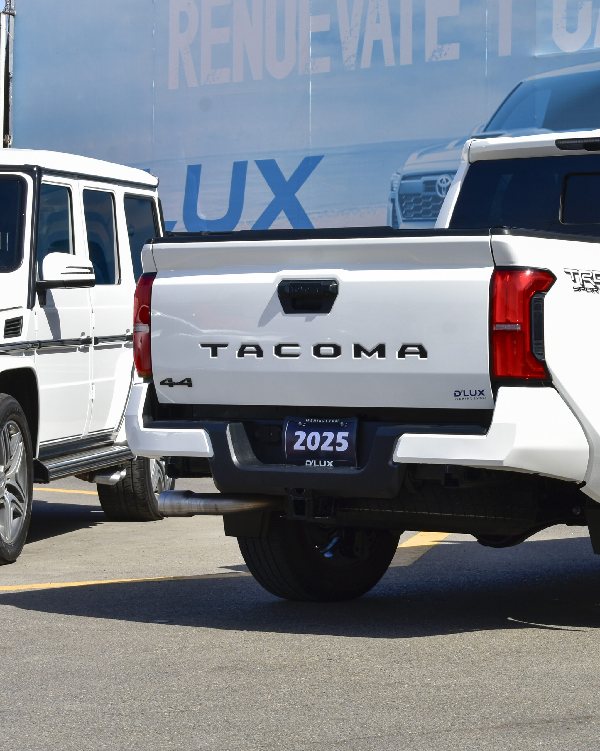 TOYOTA TACOMA TRD 4X4 2025