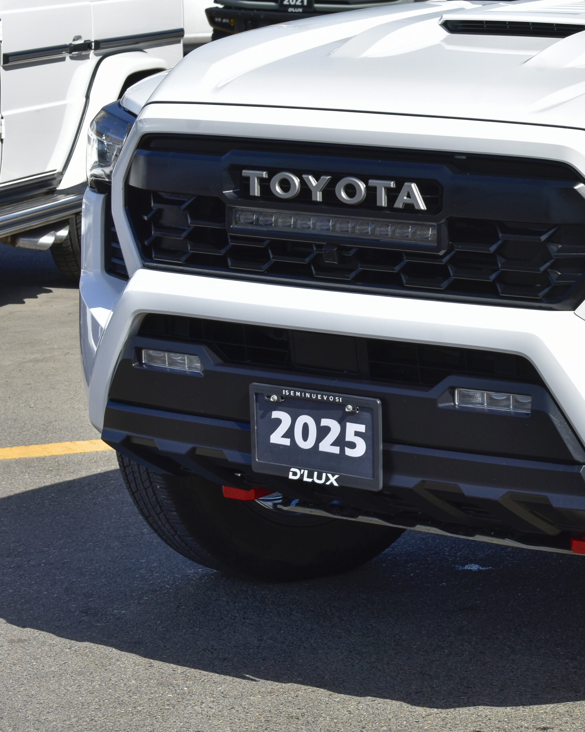TOYOTA TACOMA TRD 4X4 2025