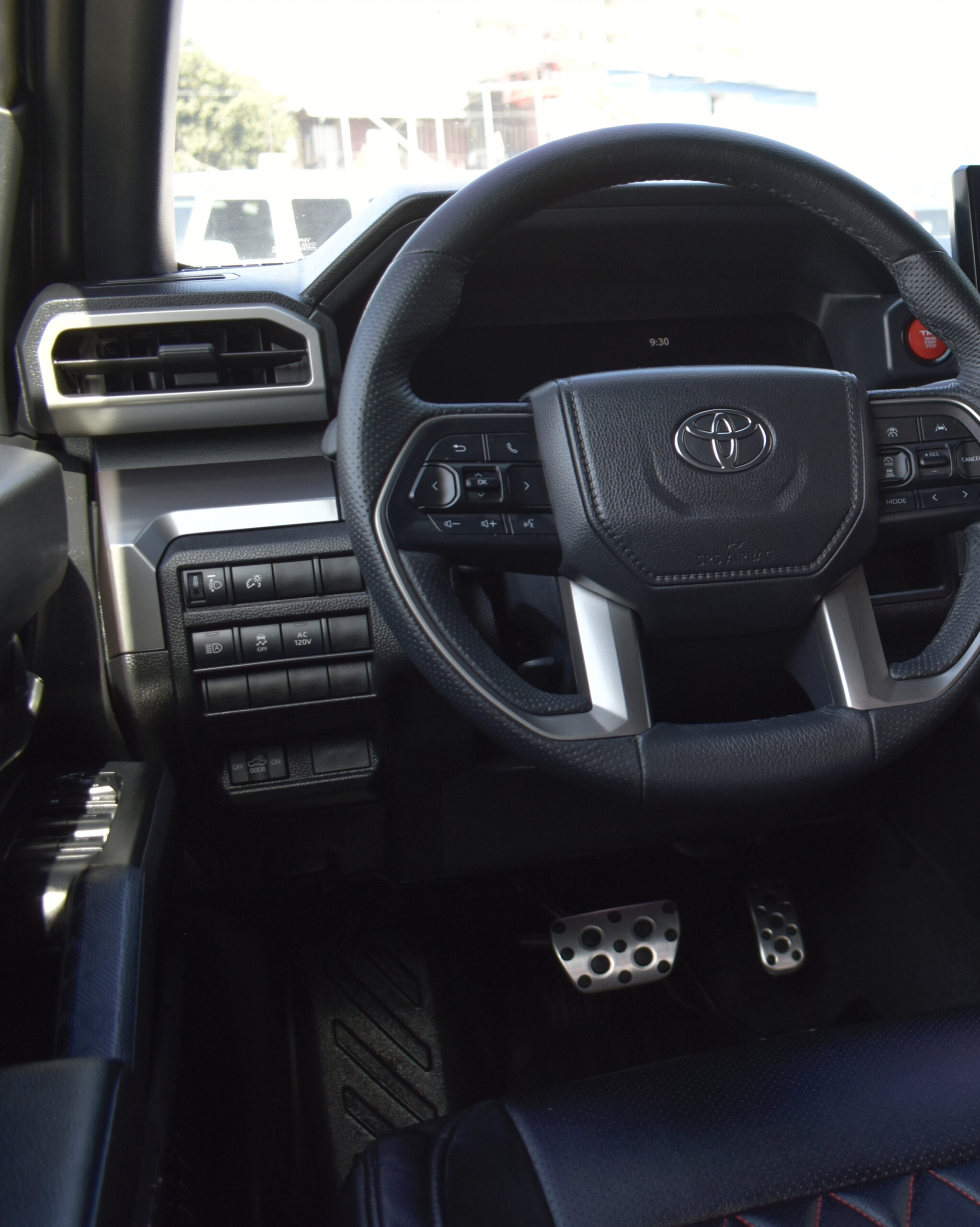 TOYOTA TACOMA TRD 4X4 2025