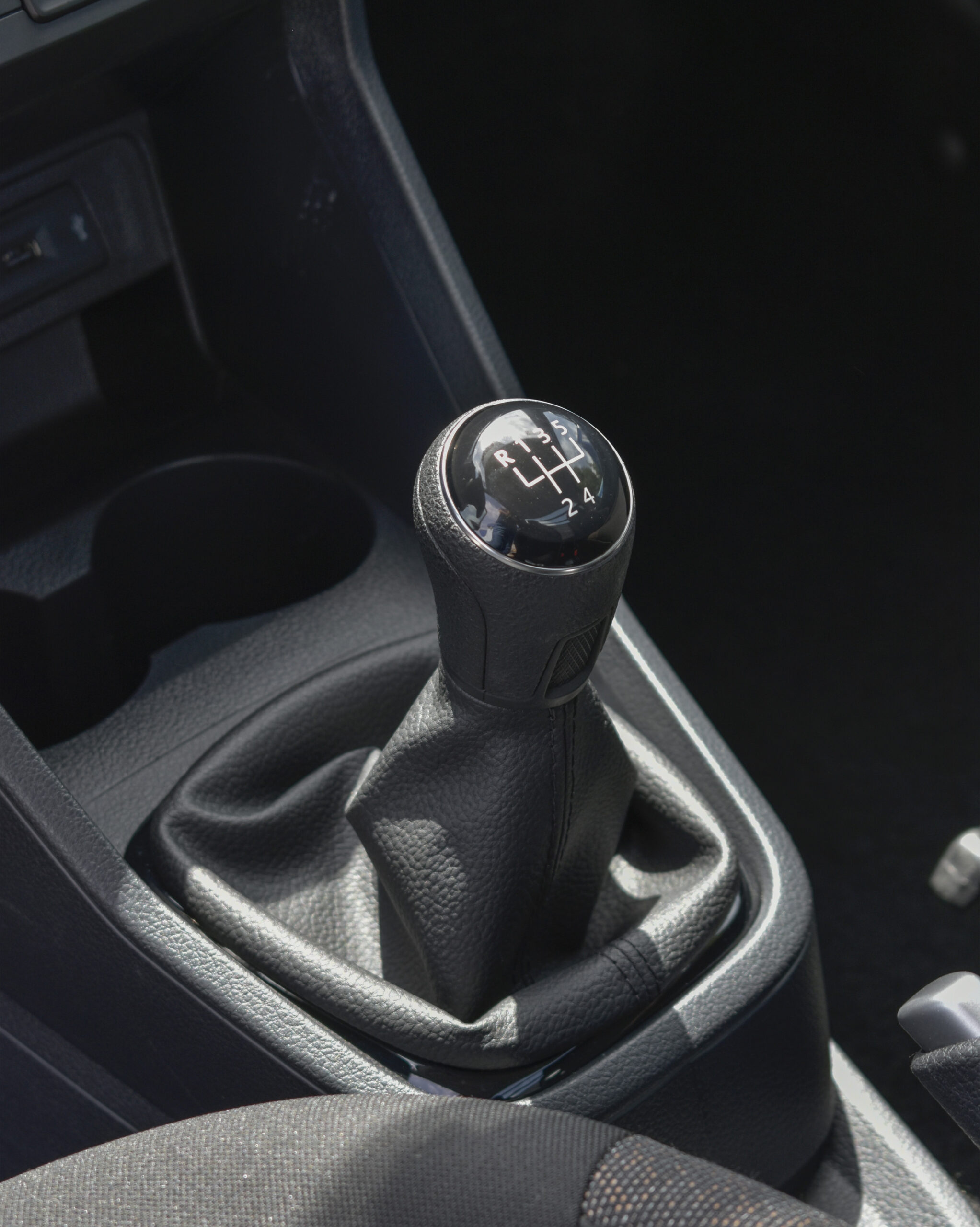 VOLKSWAGEN SAVEIRO ROBUST 2025