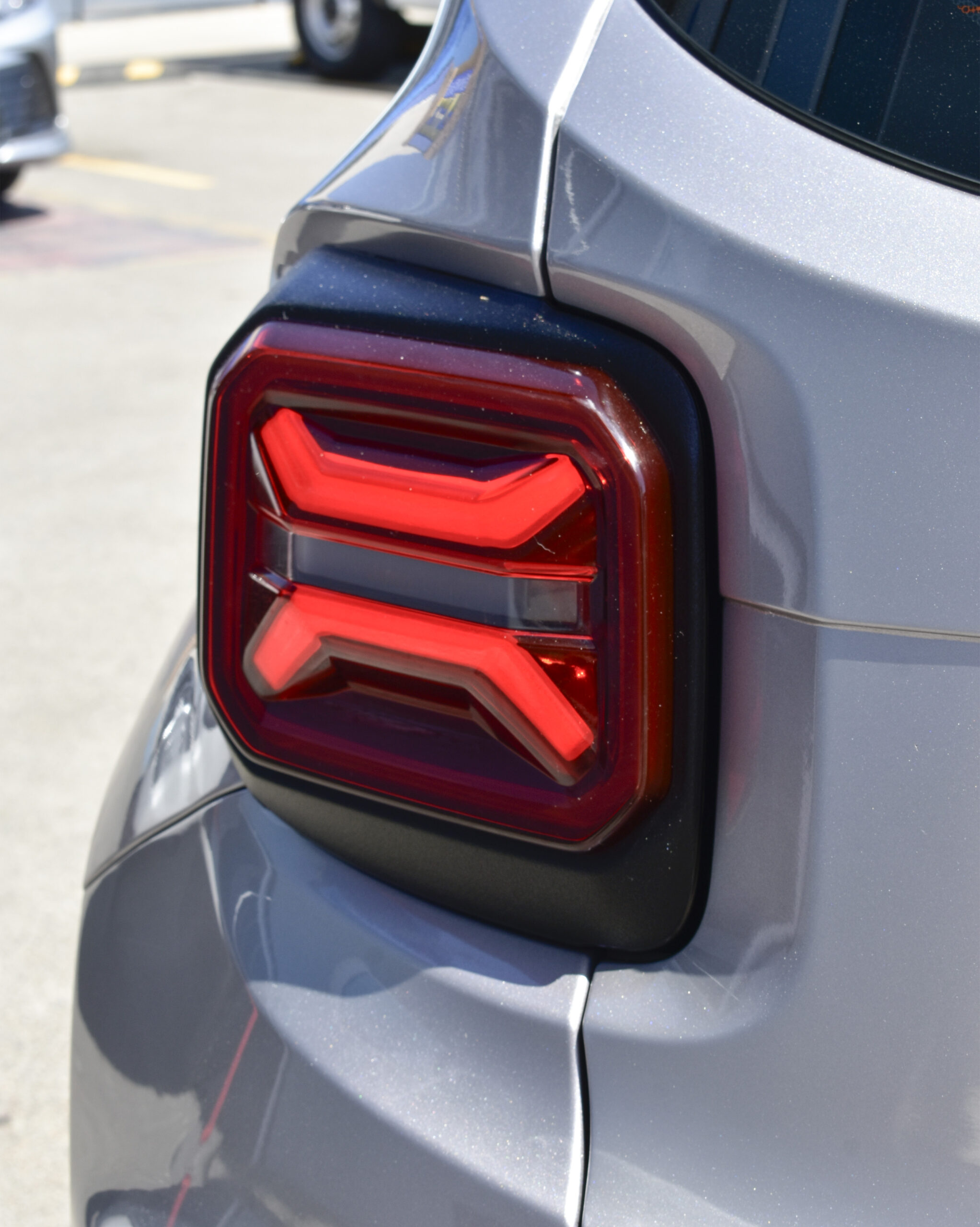 JEEP RENEGADE LIMITED 2023