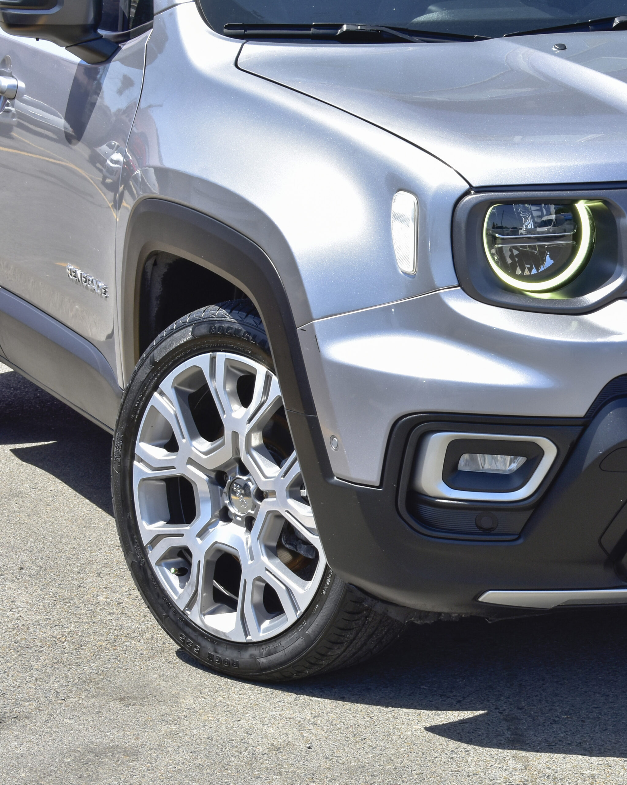 JEEP RENEGADE LIMITED 2023