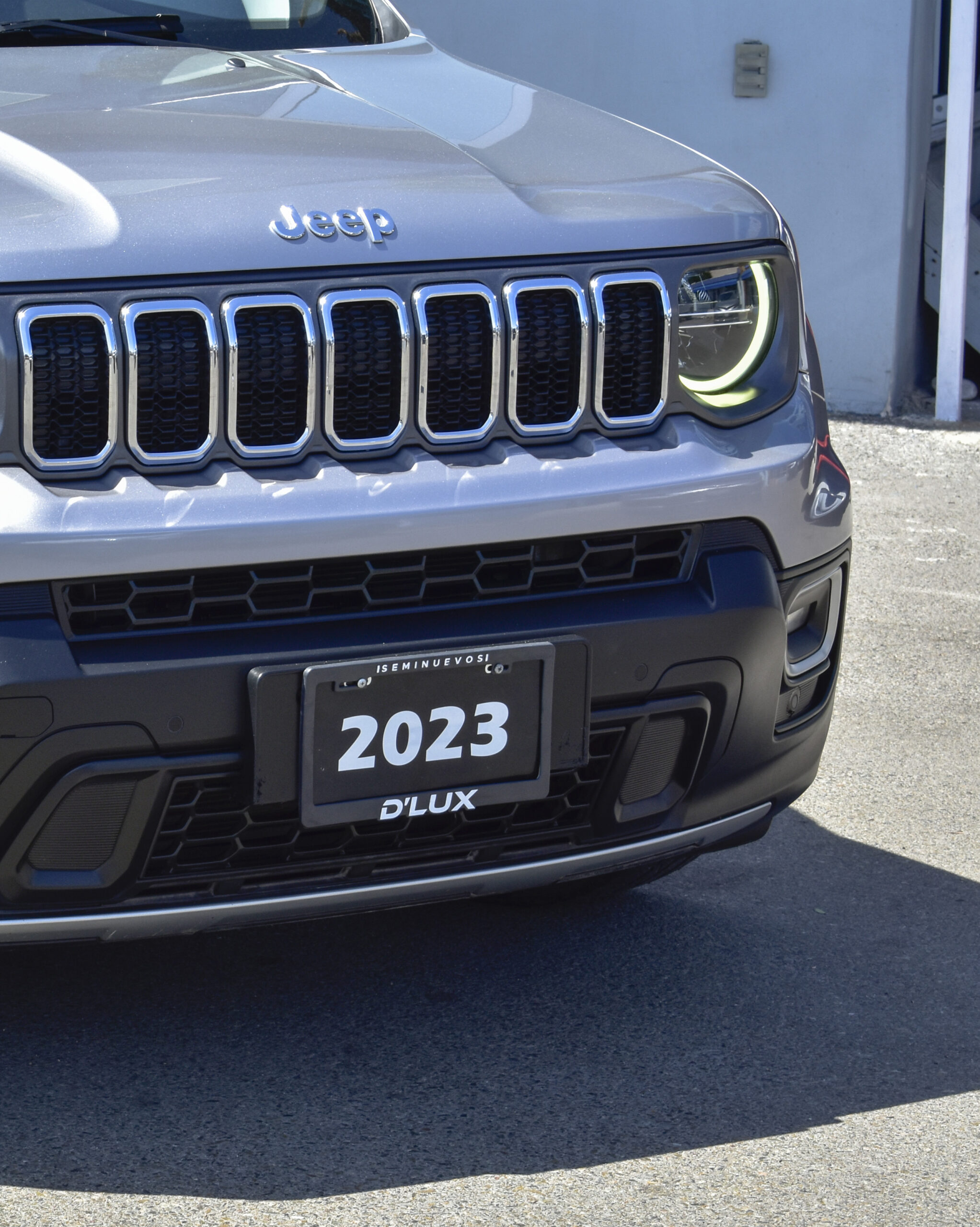 JEEP RENEGADE LIMITED 2023