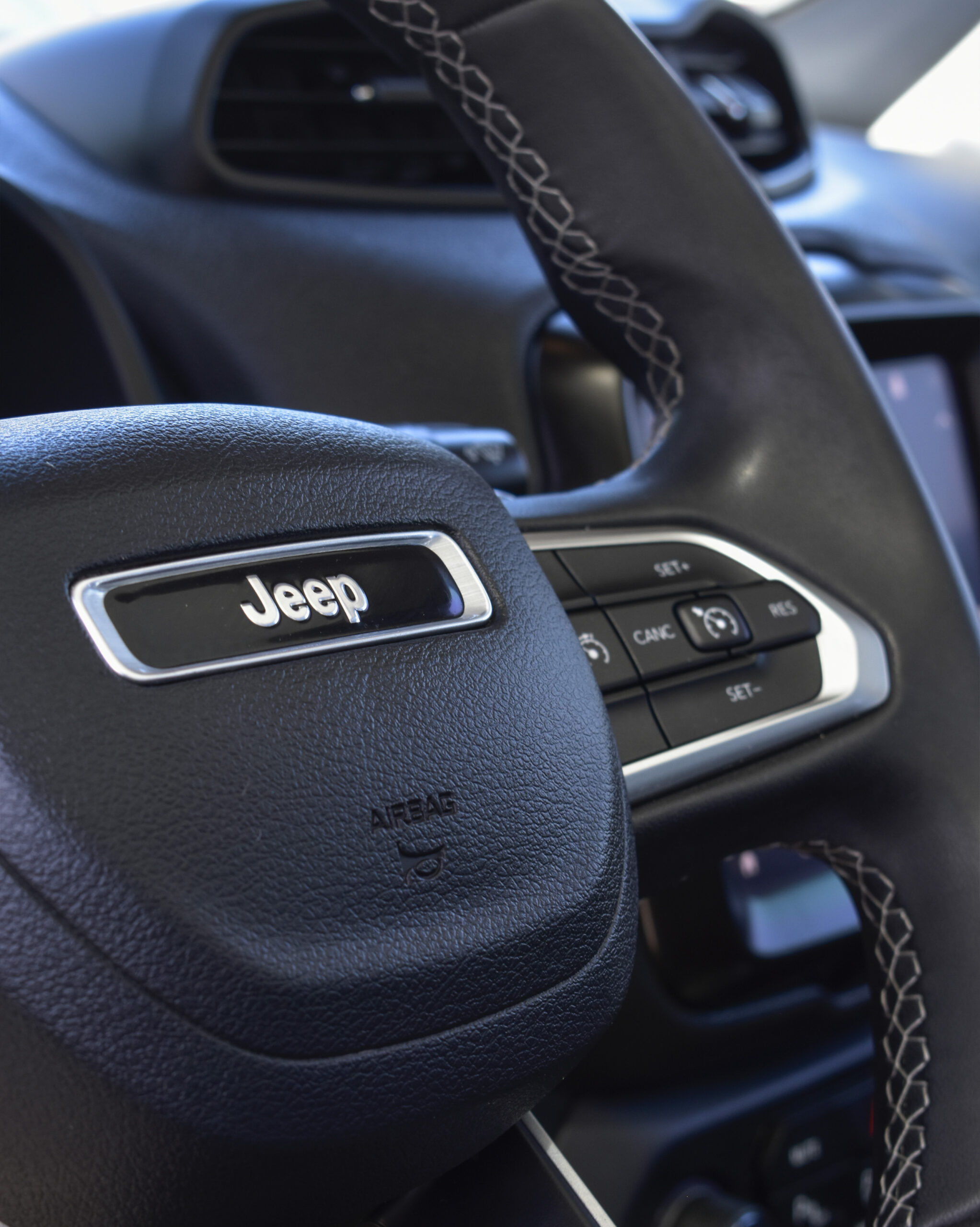 JEEP RENEGADE LIMITED 2023