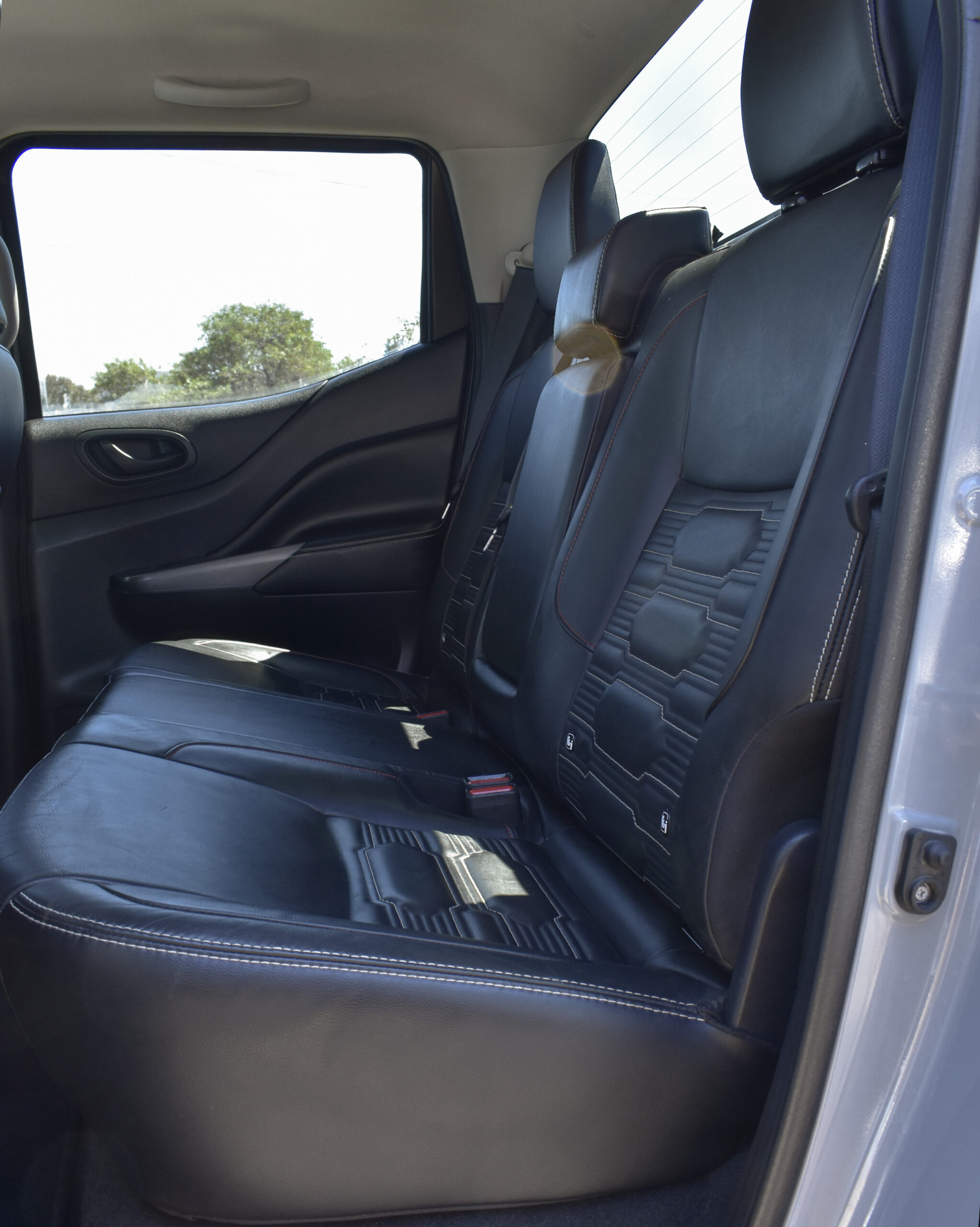 NISSAN FRONTIER PRO-4X 4X4 2021