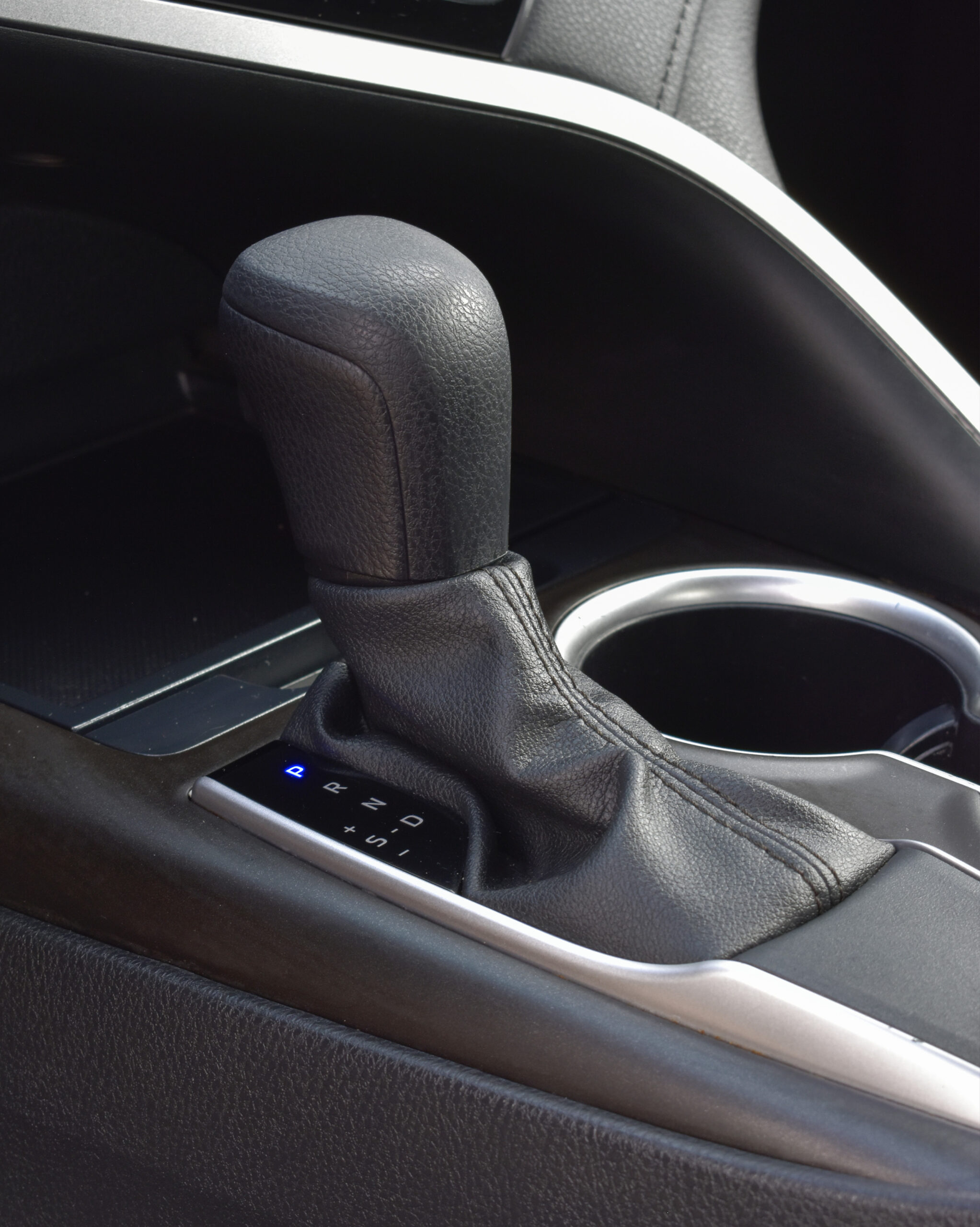 TOYOTA CAMRY LE 2023