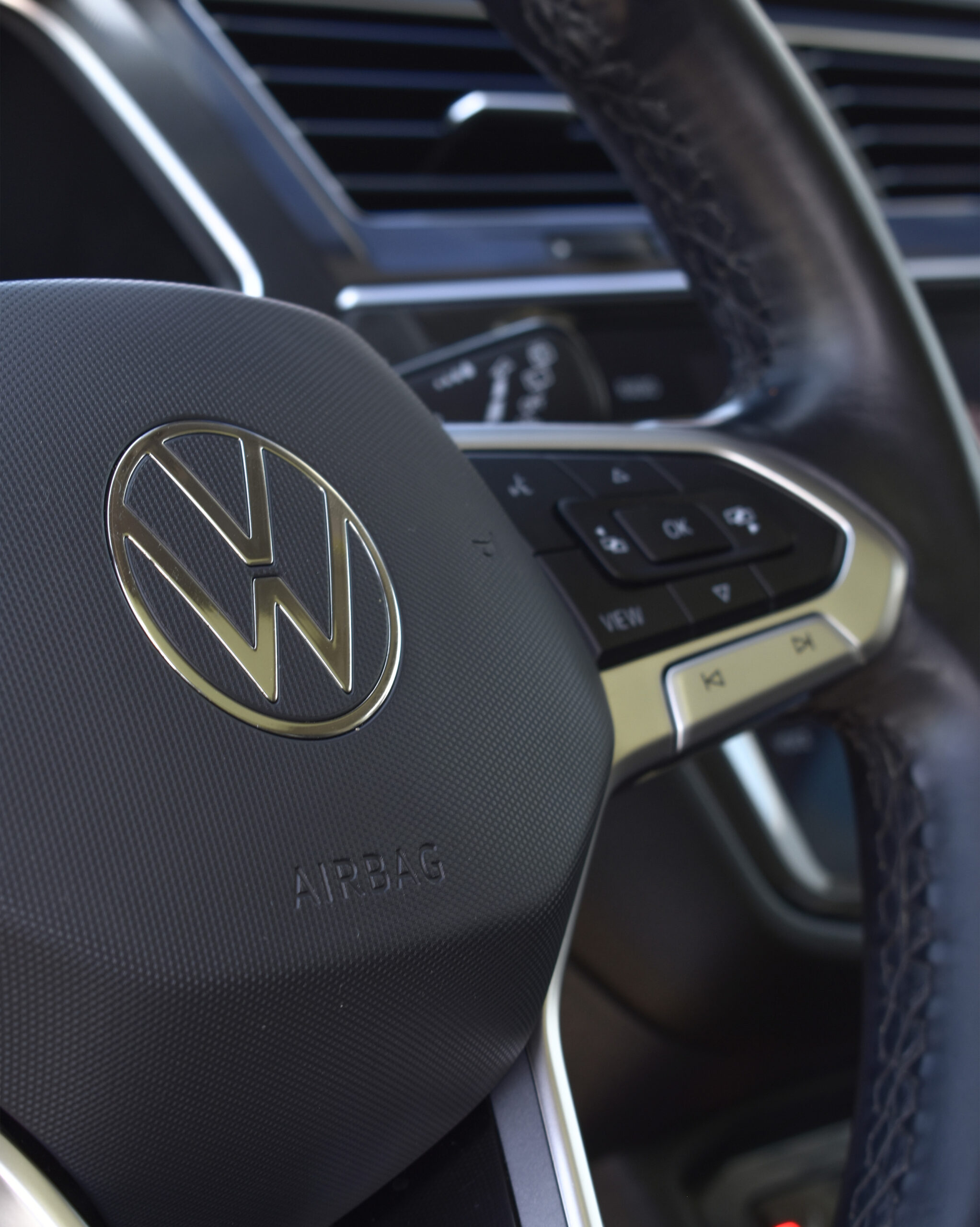 VOLKSWAGEN TIGUAN R-LINE 2022