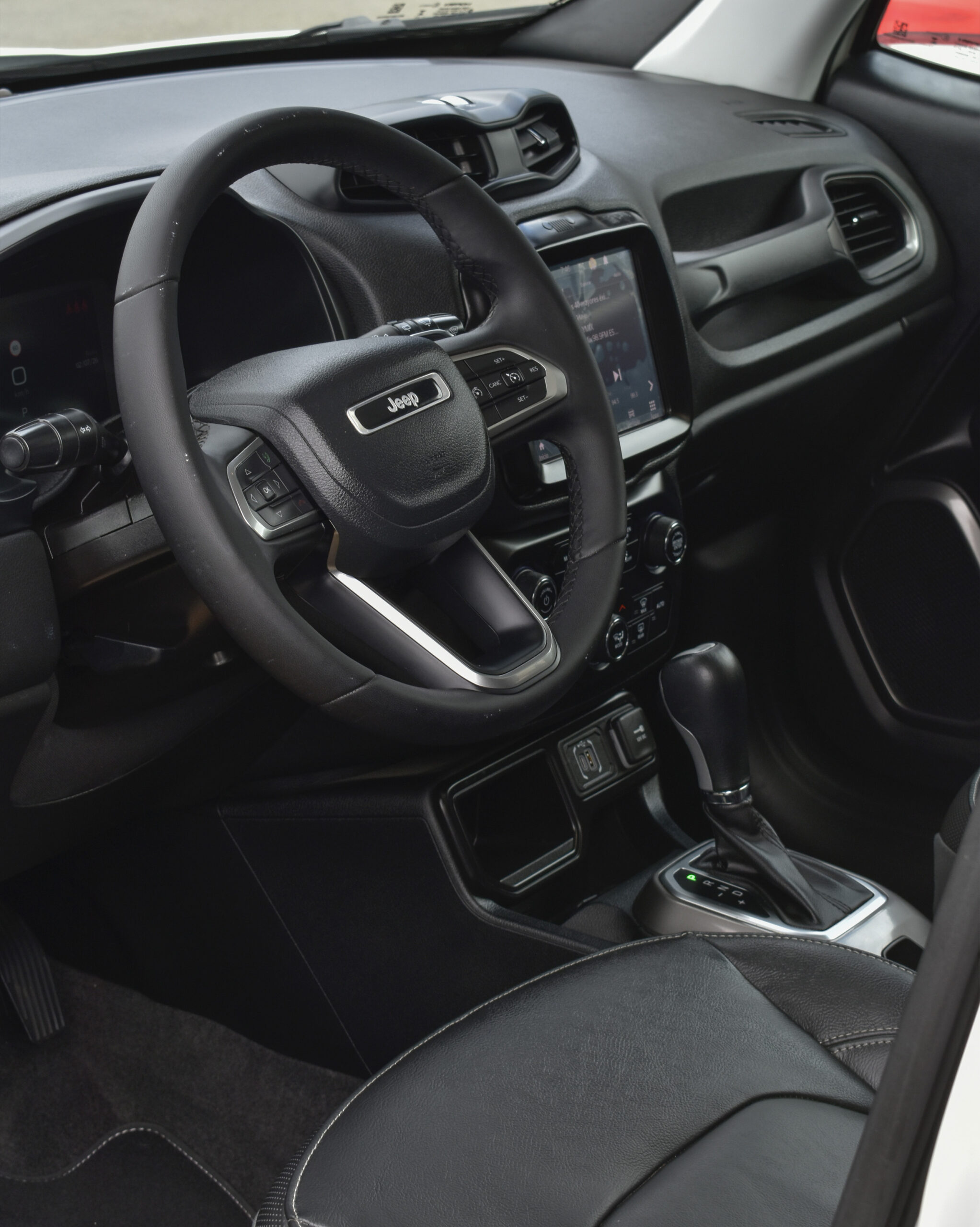 JEEP RENEGADE LIMITED 2024