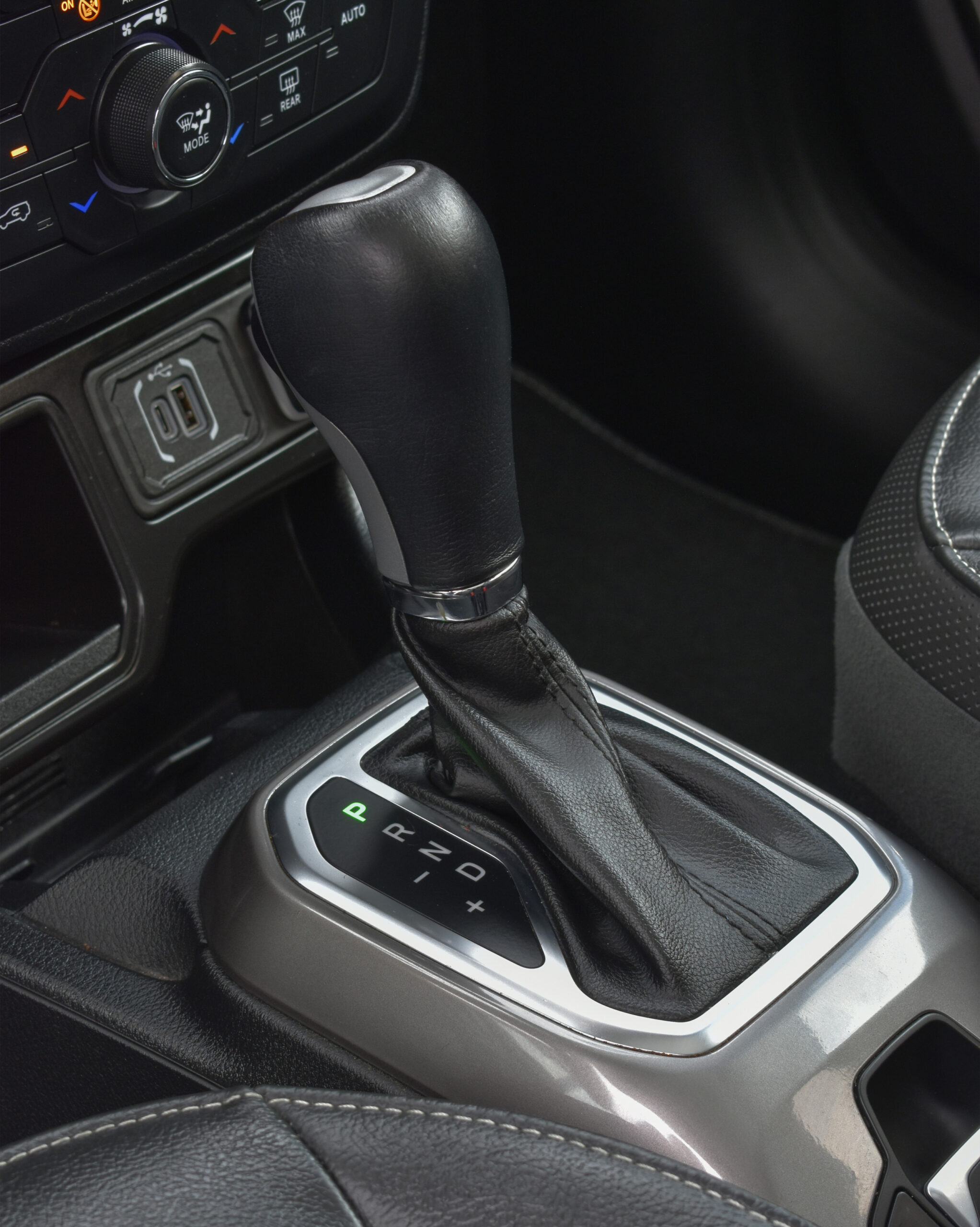 JEEP RENEGADE LIMITED 2024