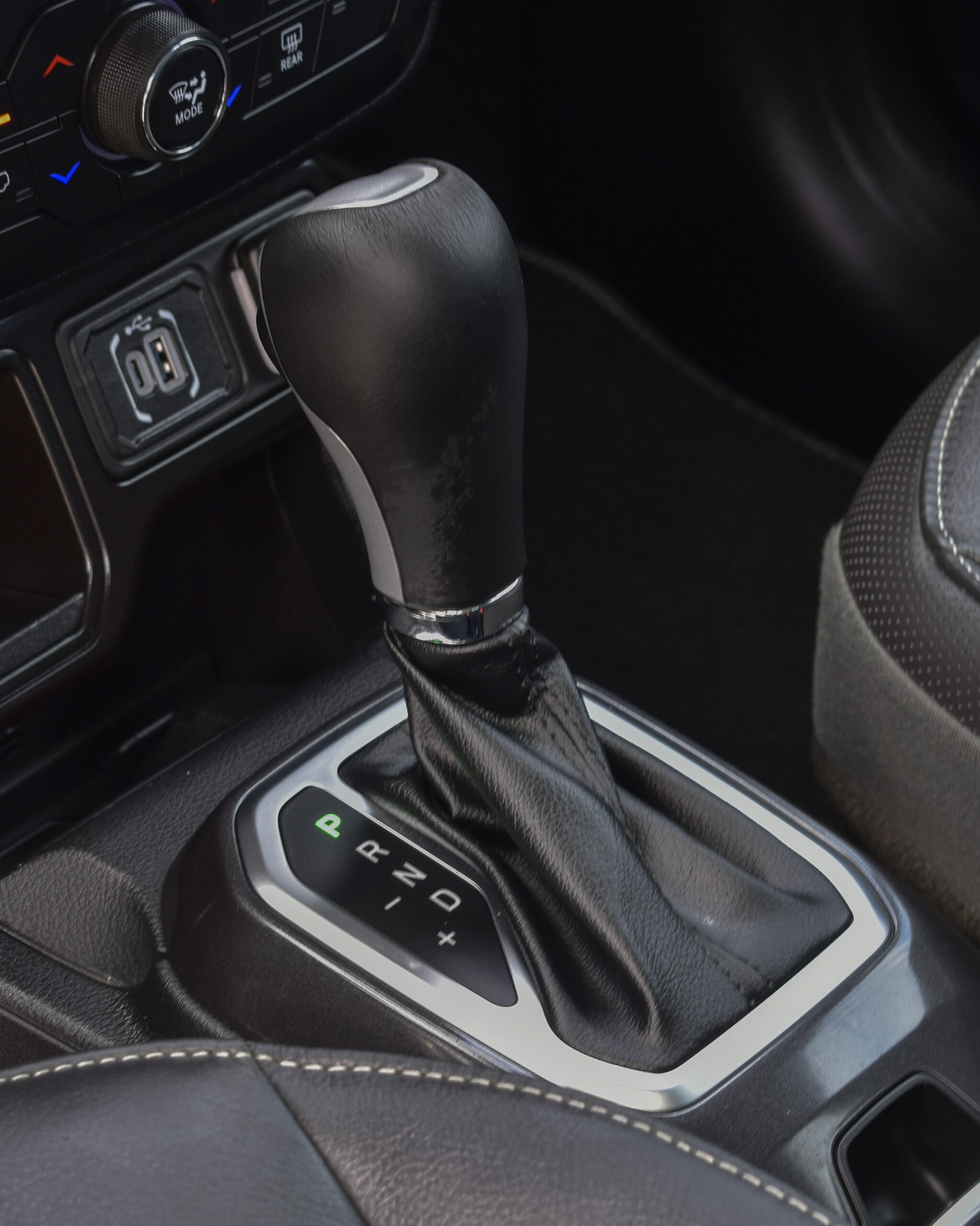 JEEP RENEGADE LIMITED 2025