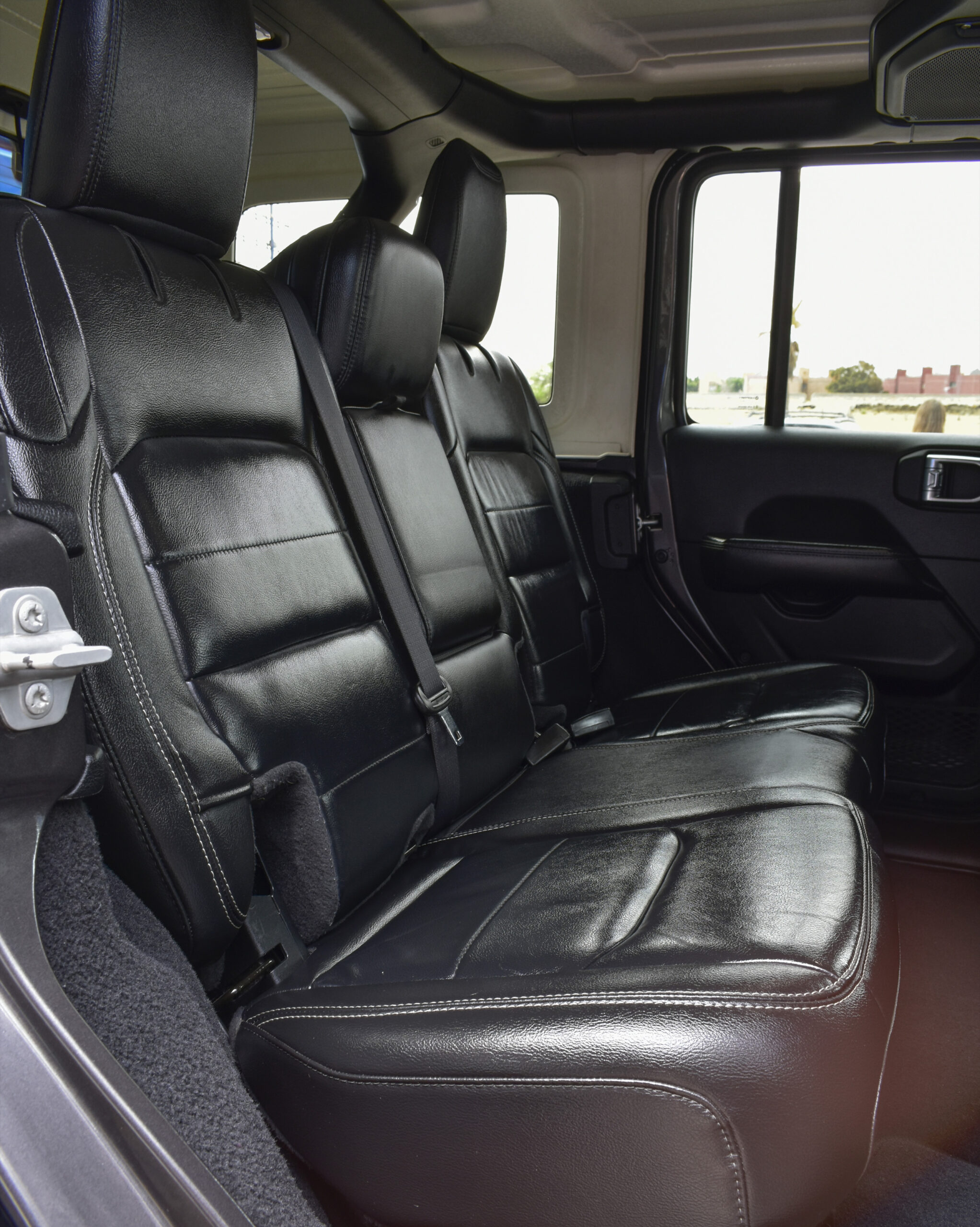 JEEP WRANGLER UNLTD SAHARA 2021