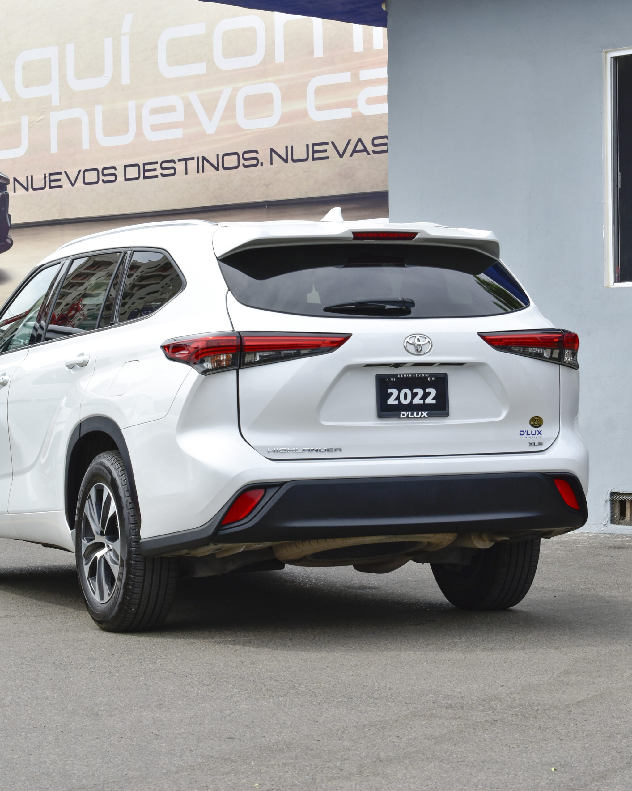 TOYOTA HIGHLANDER XLE 2022