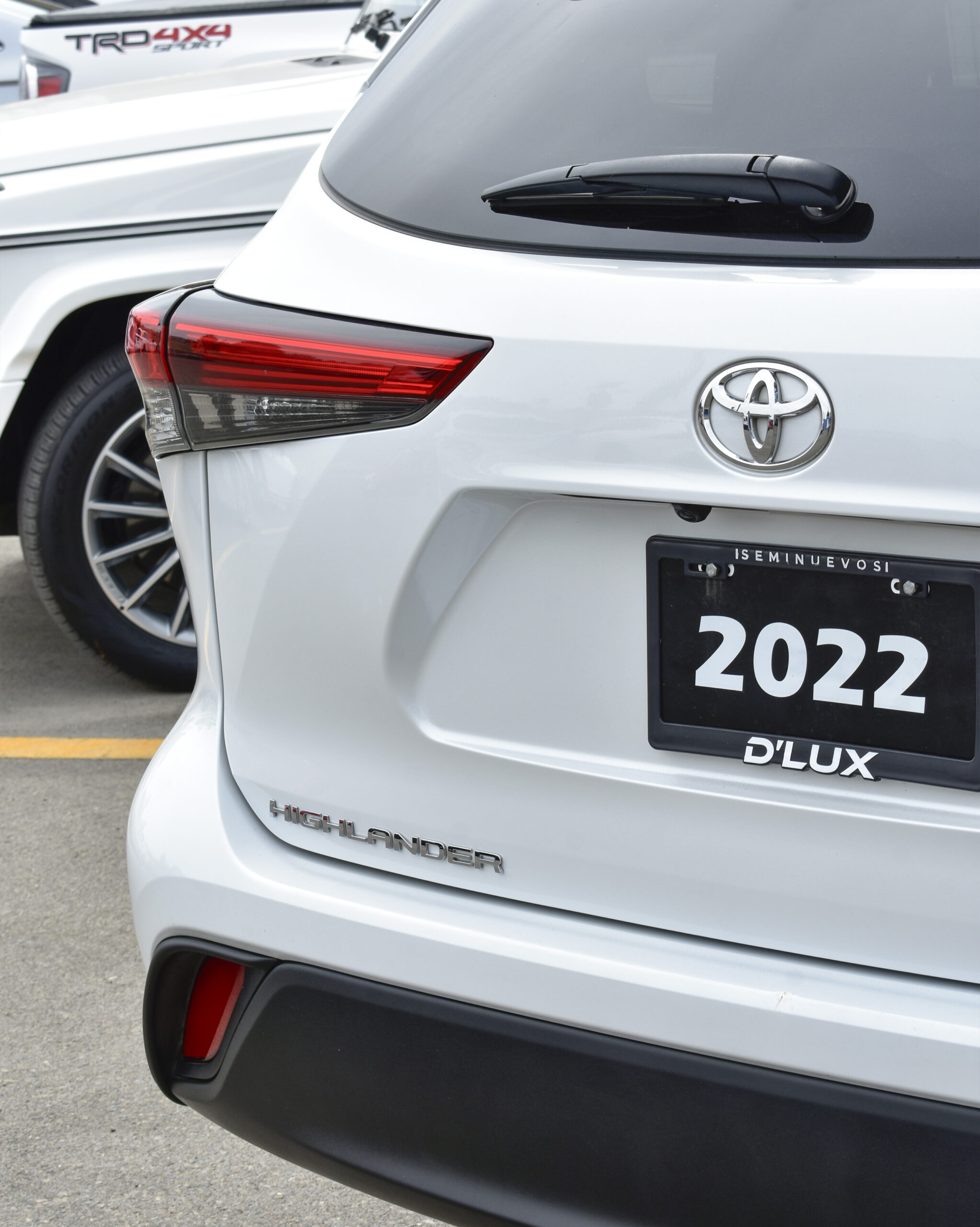 TOYOTA HIGHLANDER XLE 2022