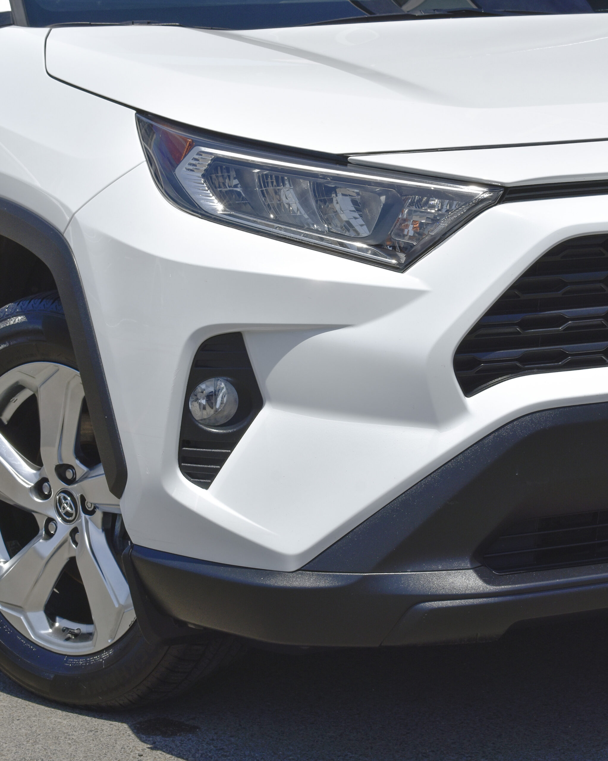 TOYOTA RAV4 XLE 2021