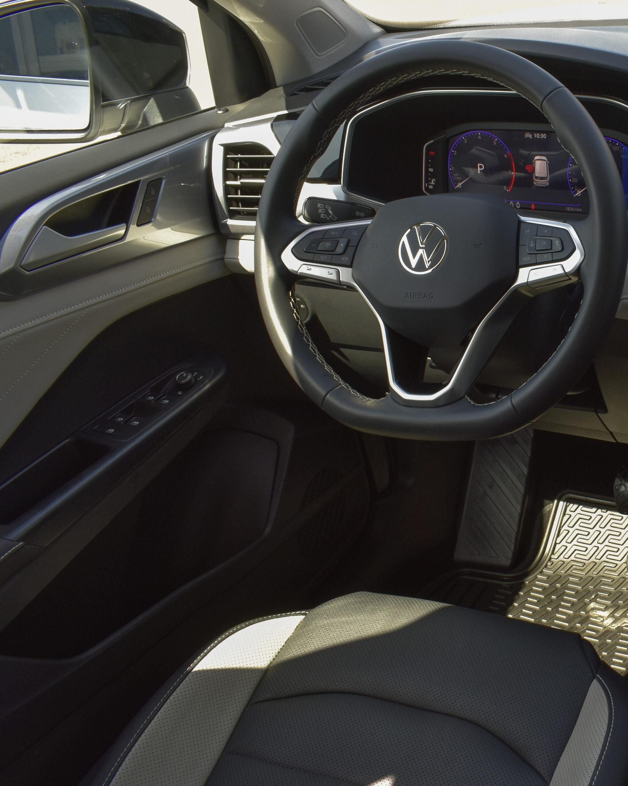 VOLKSWAGEN TAOS HIGHLINE 2025