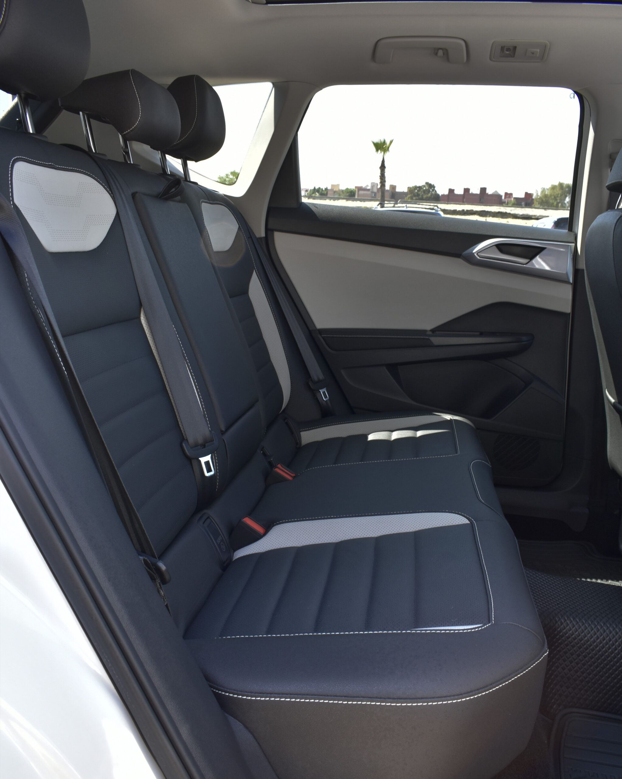 VOLKSWAGEN TAOS HIGHLINE 2025