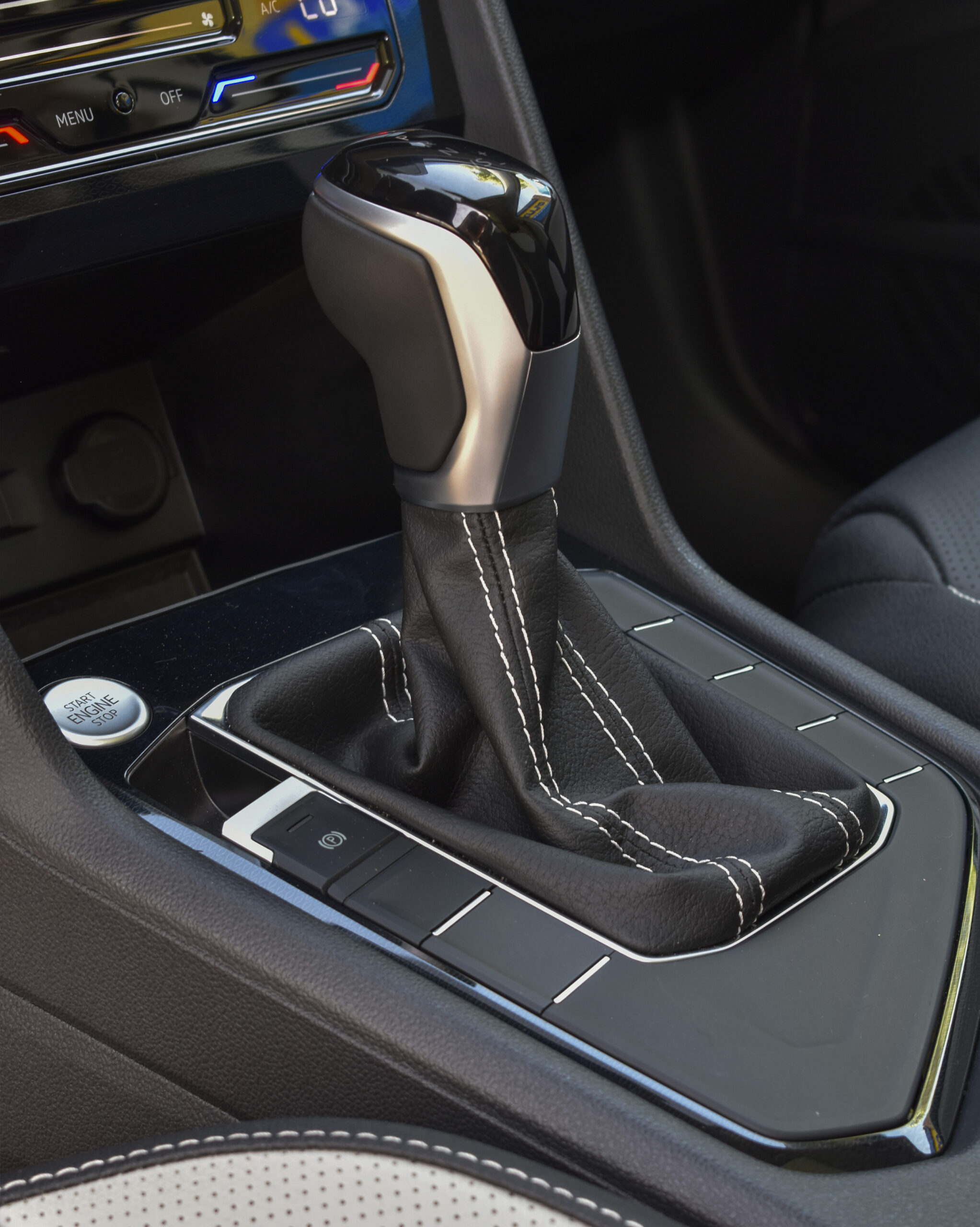 VOLKSWAGEN TAOS HIGHLINE 2025