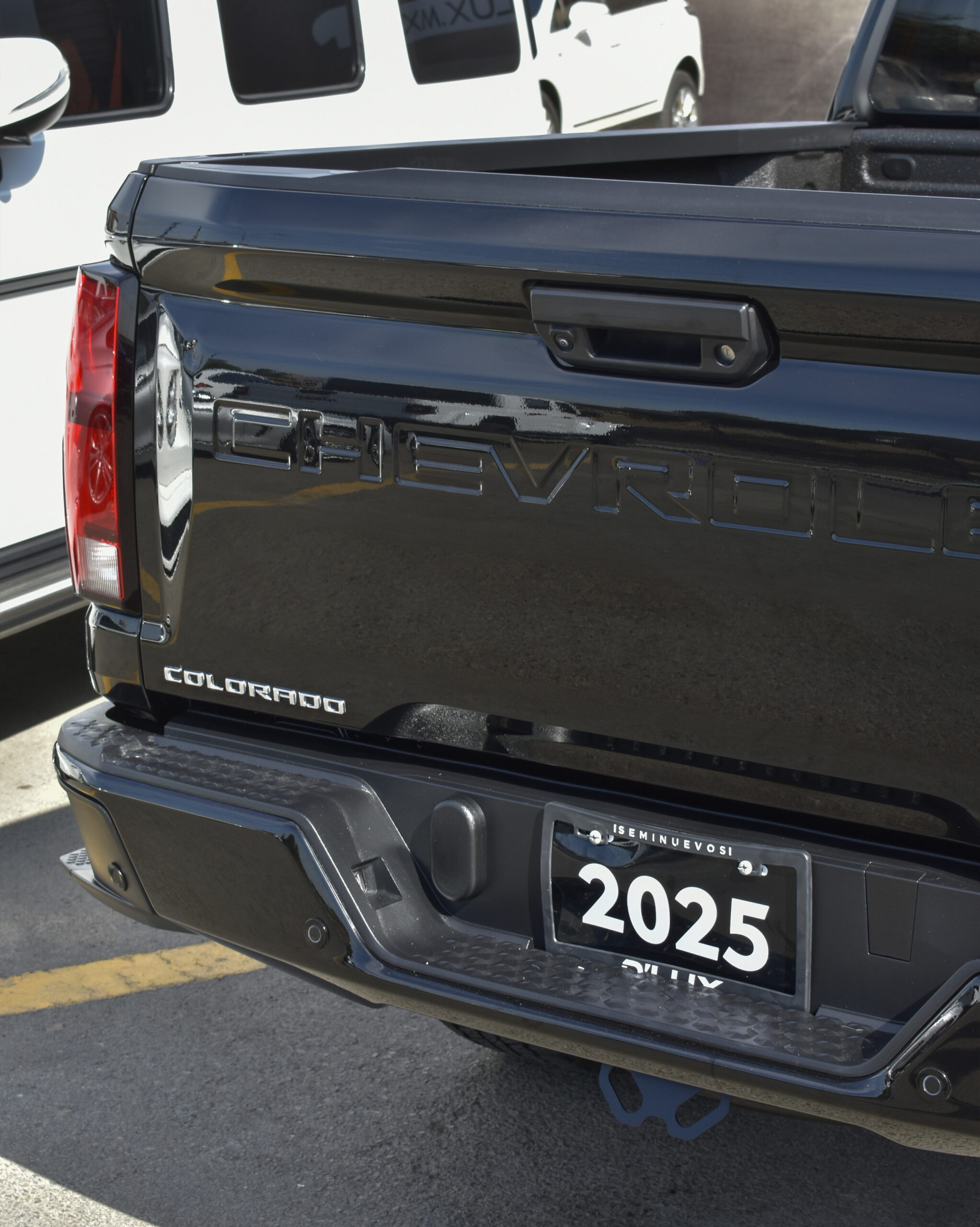 CHEVROLET COLORADO Z71 2025