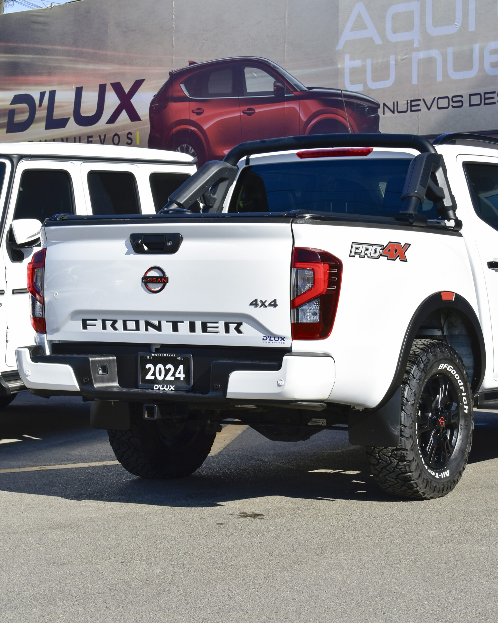 NISSAN FRONTIER PRO-4X 4X4 2024