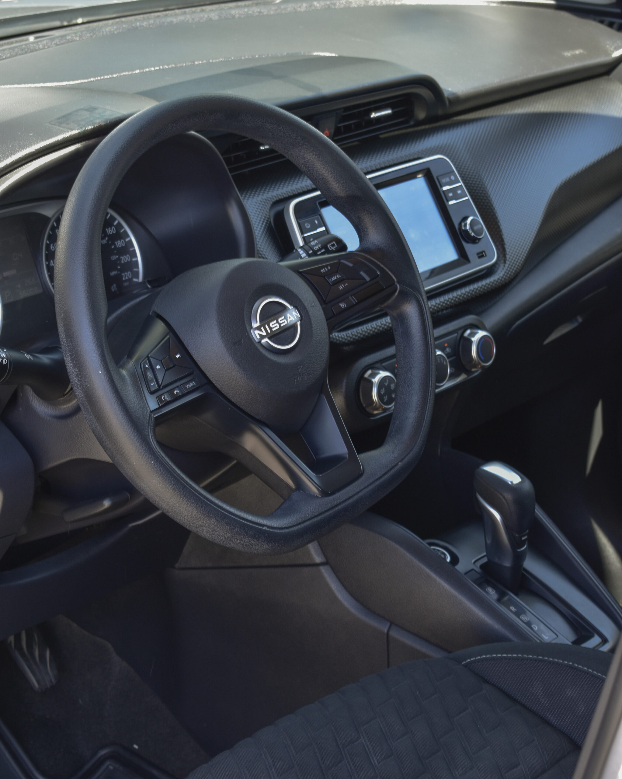 NISSAN KICKS ADVANCE 2023