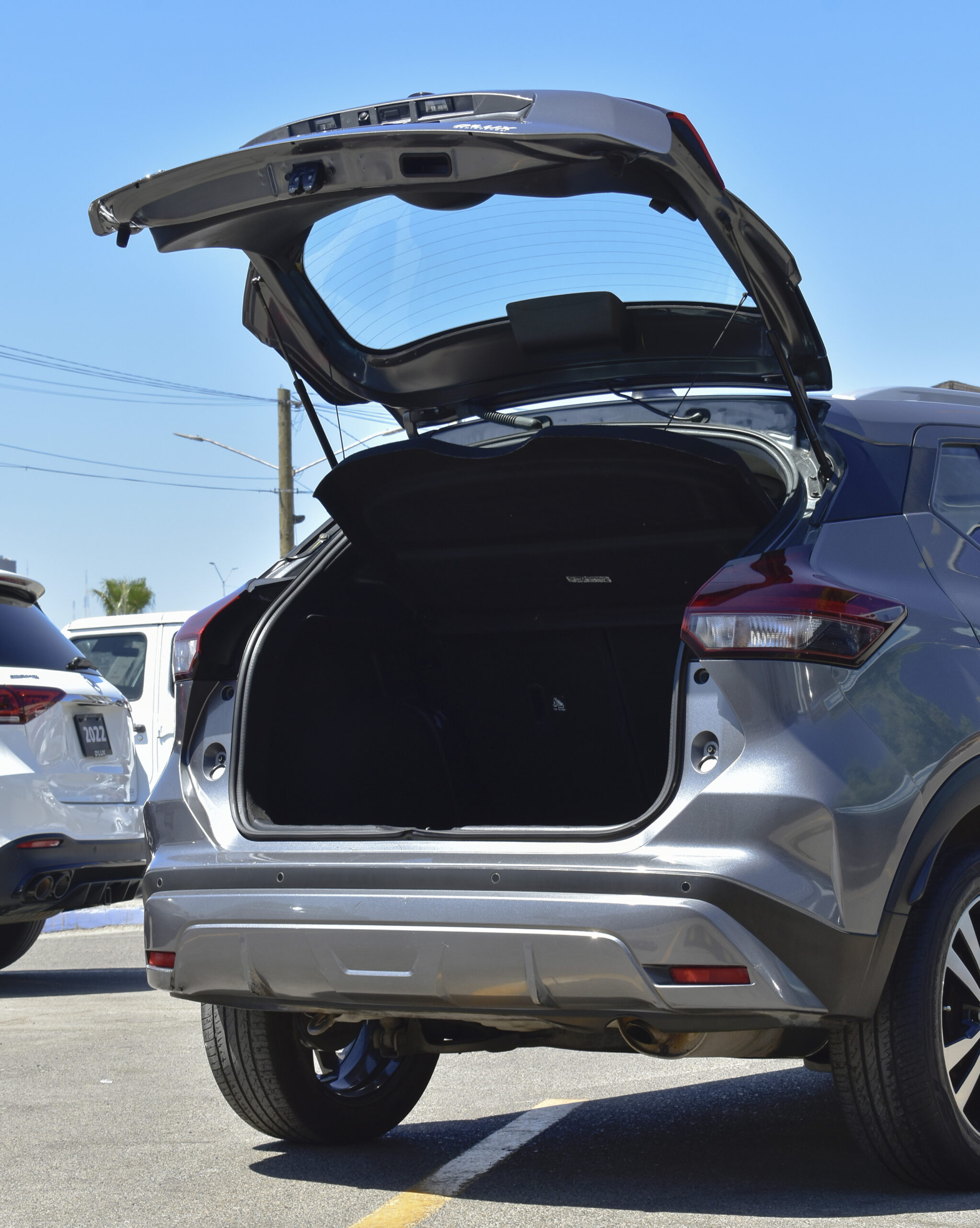 NISSAN KICKS ADVANCE 2023