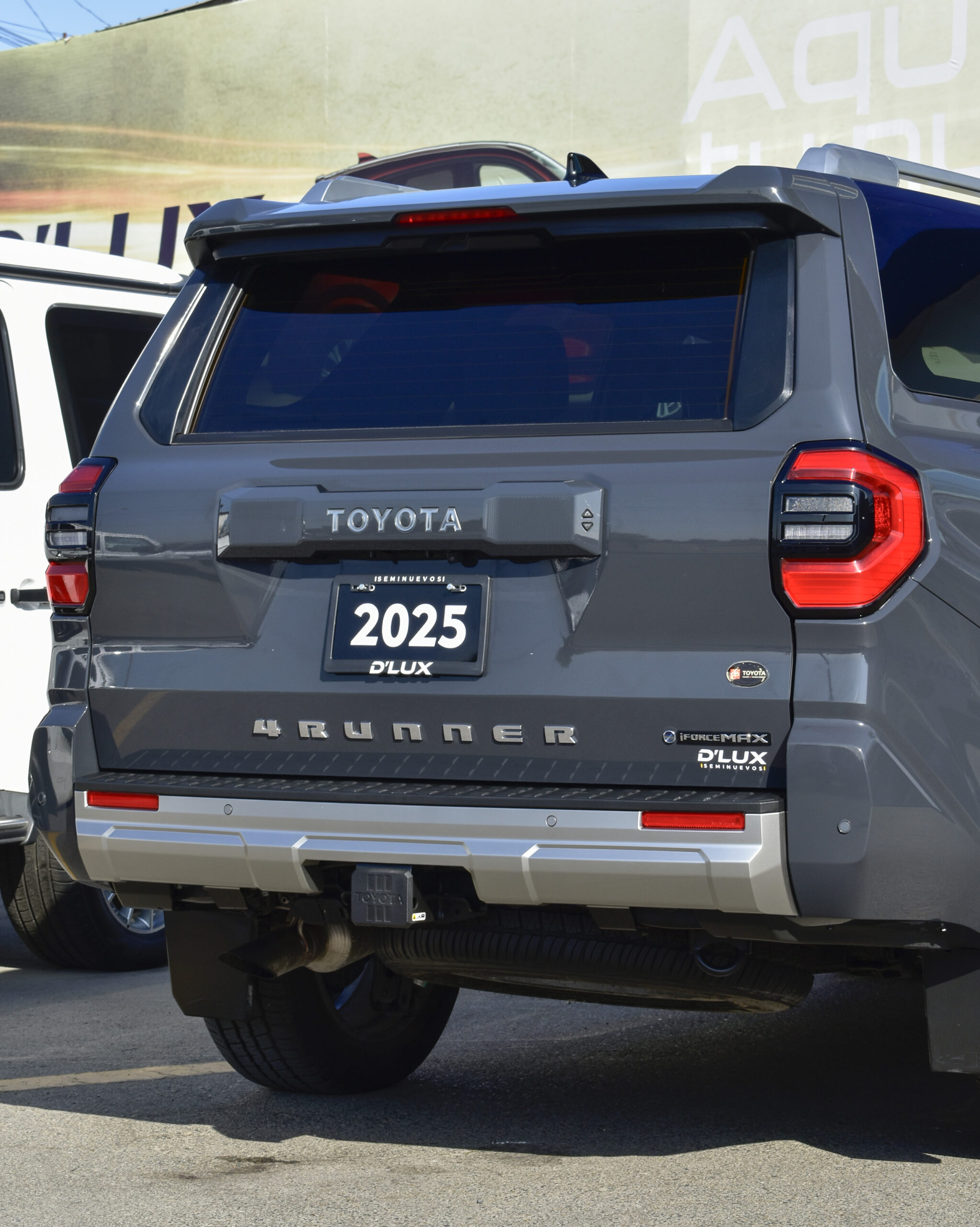 Toyota 4Runner Limited HEV 2025