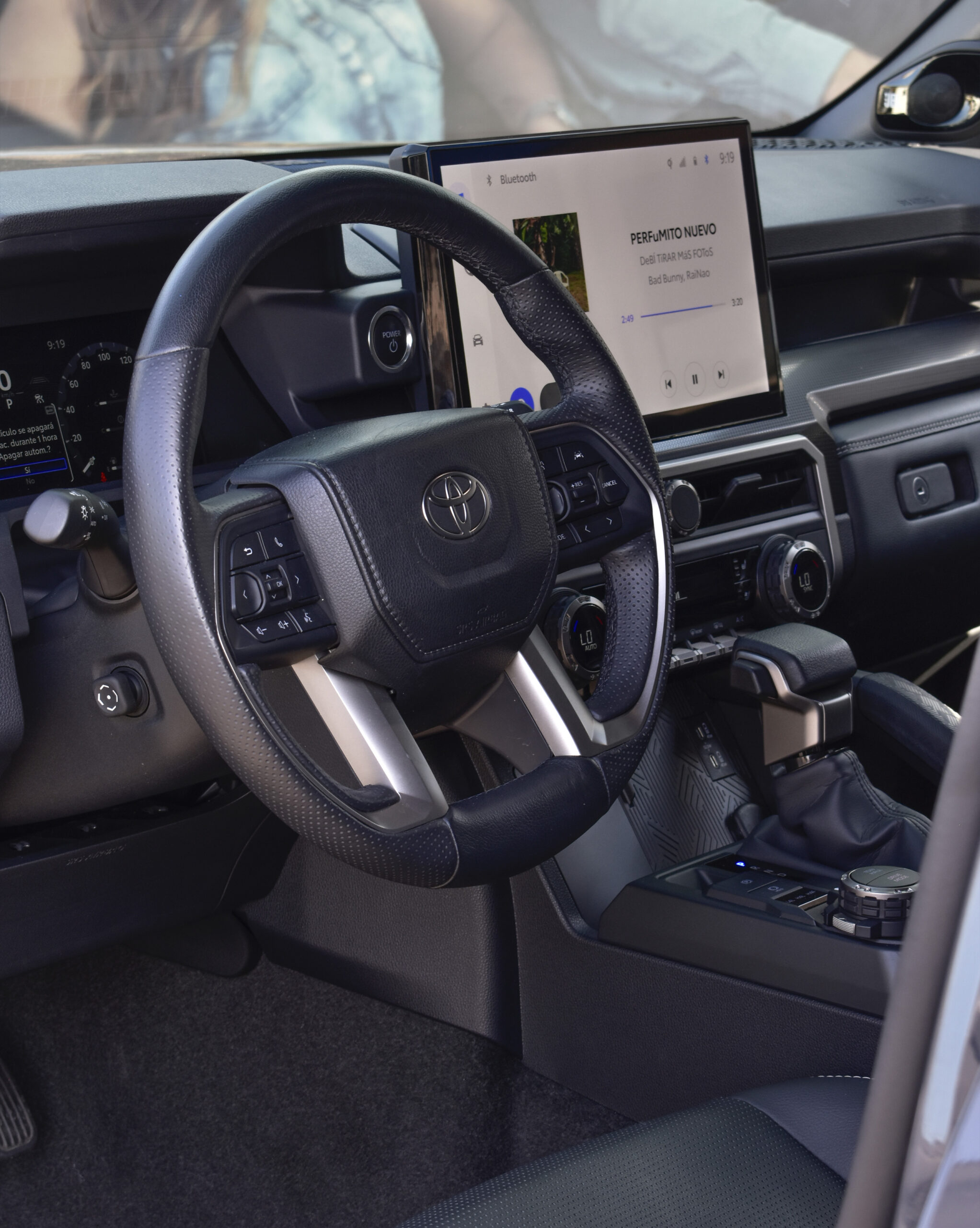 Toyota 4Runner Limited HEV 2025