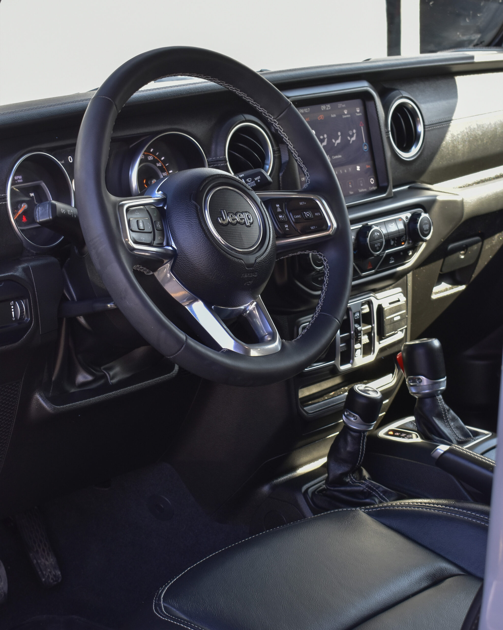 JEEP WRANGLER UNLTD SAHARA MILD-HYBRID 2023