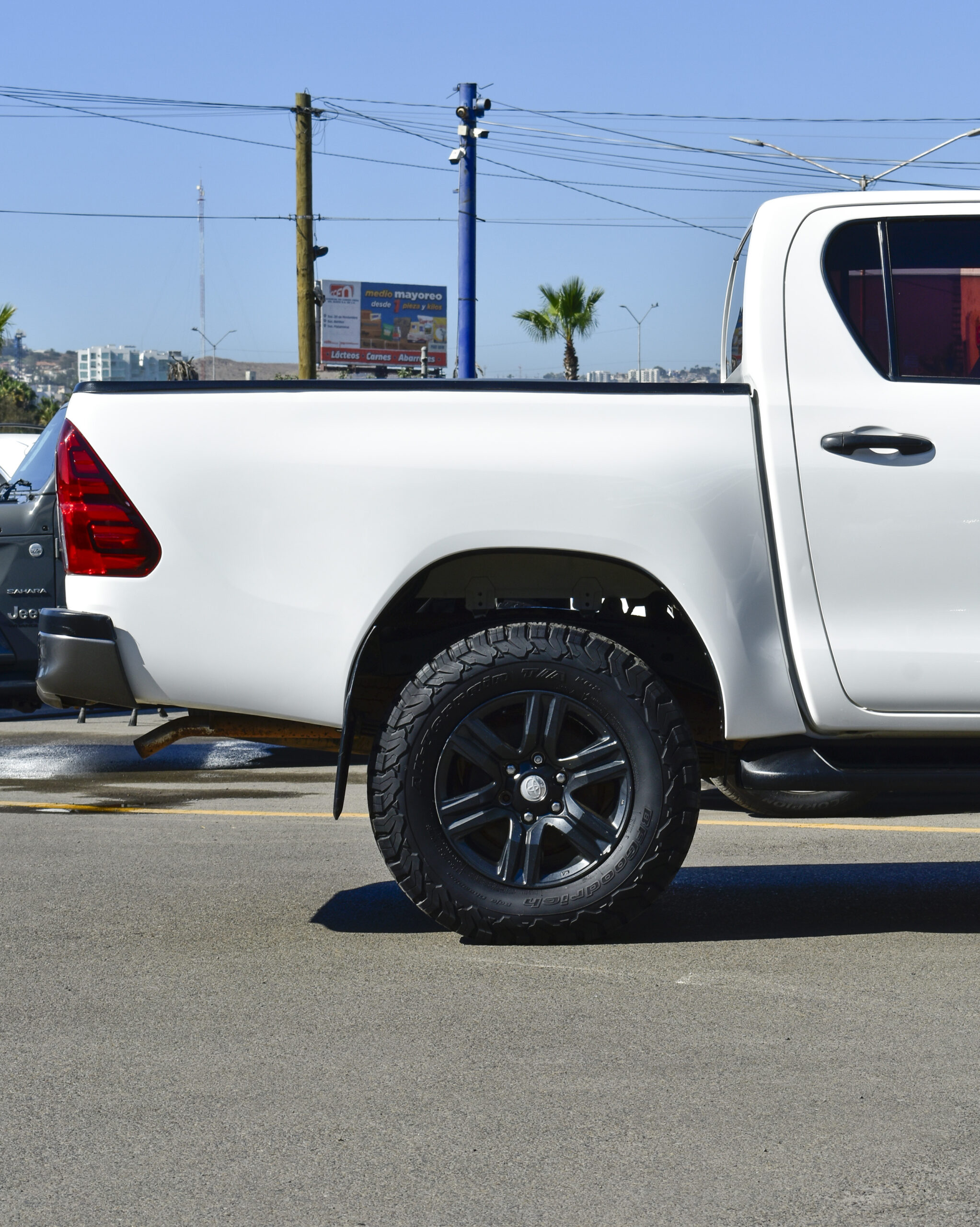 Toyota Hilux Doble Cabina 2023